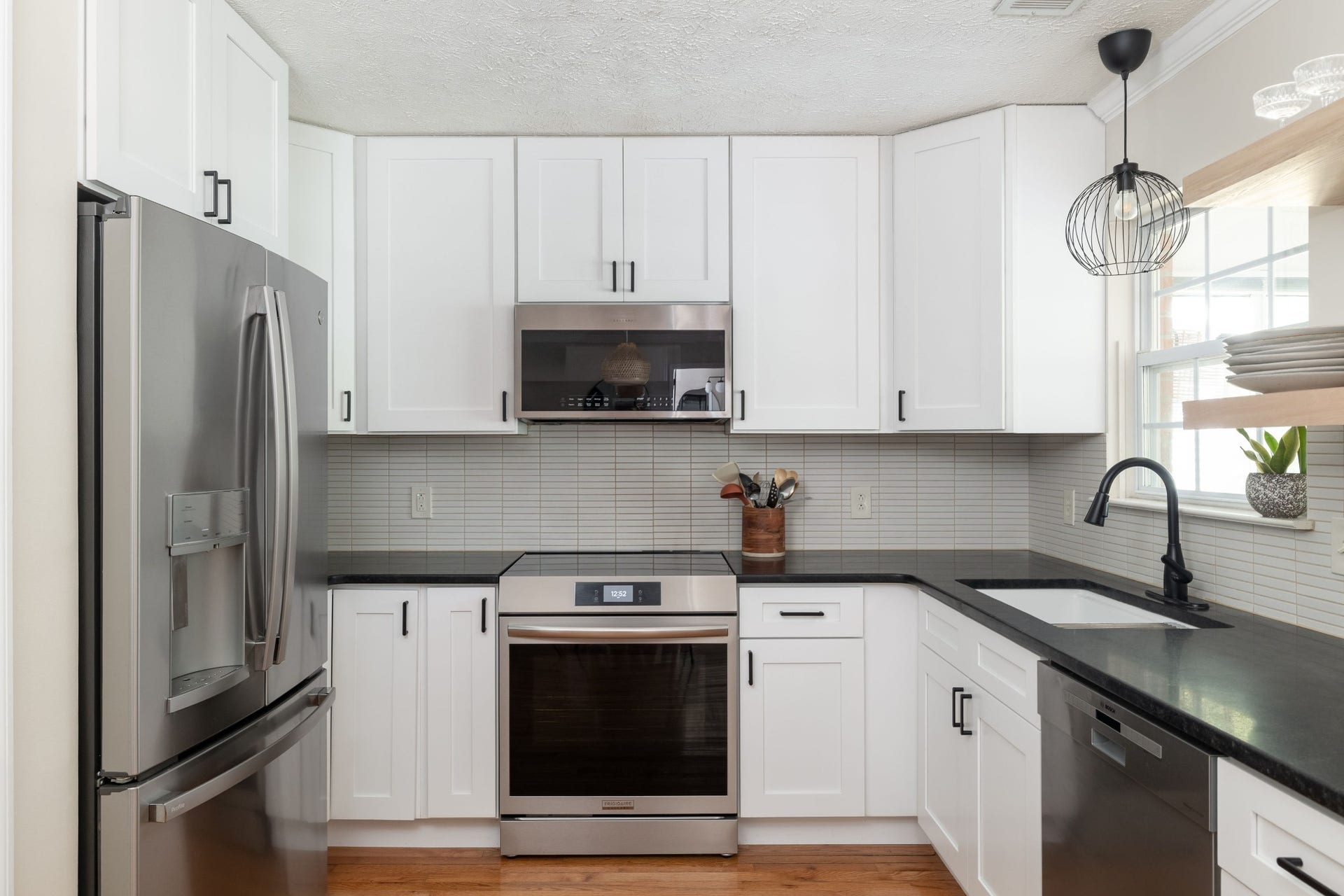 2904 River Bend Dr, Nashville, TN 37214 2904 River Bend Dr, Nashville, TN 37214