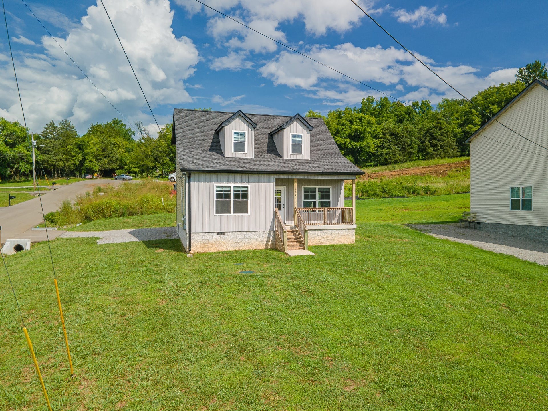 127 E Hill St, Cornersville, TN 37047 127 E Hill St, Cornersville, TN 37047