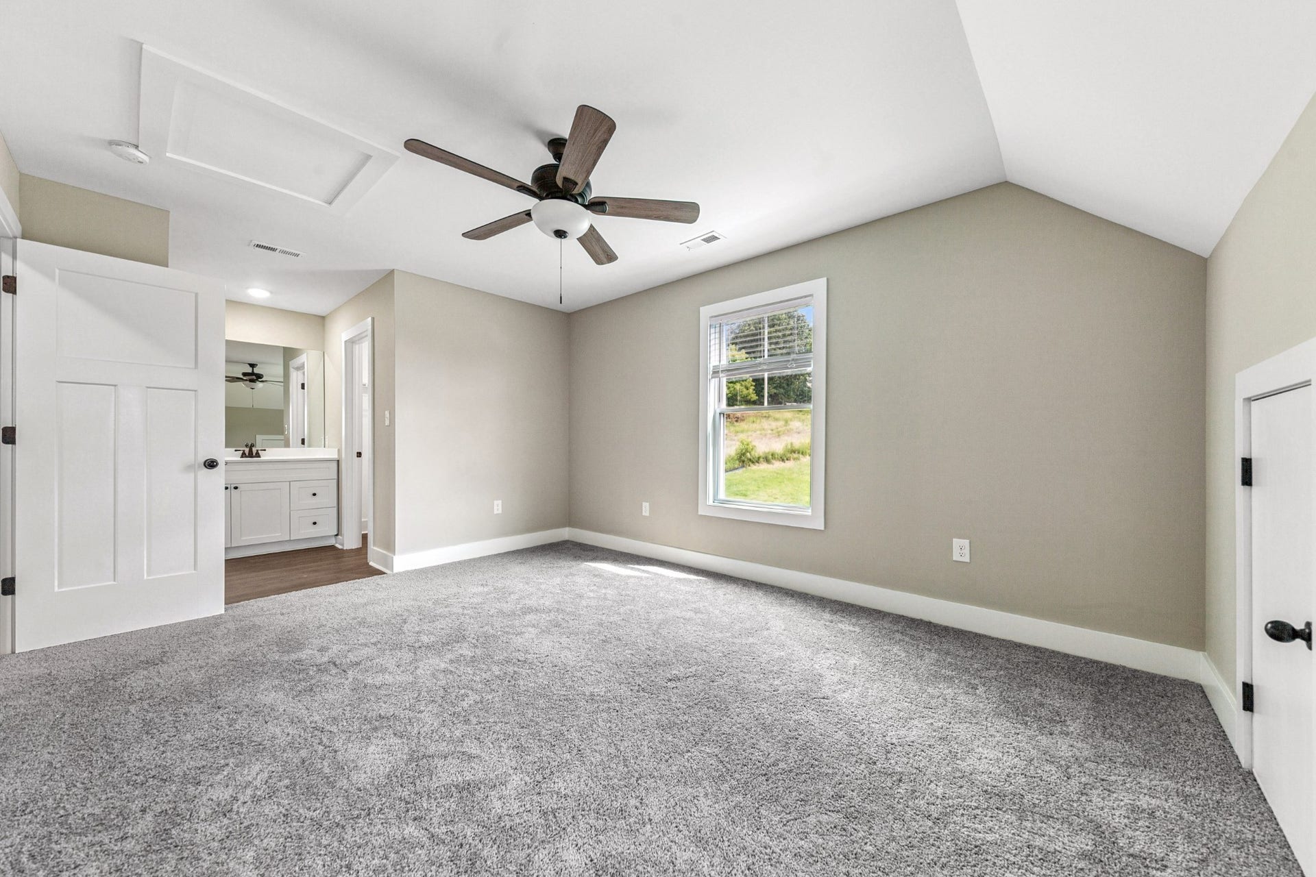 127 E Hill St, Cornersville, TN 37047 127 E Hill St, Cornersville, TN 37047