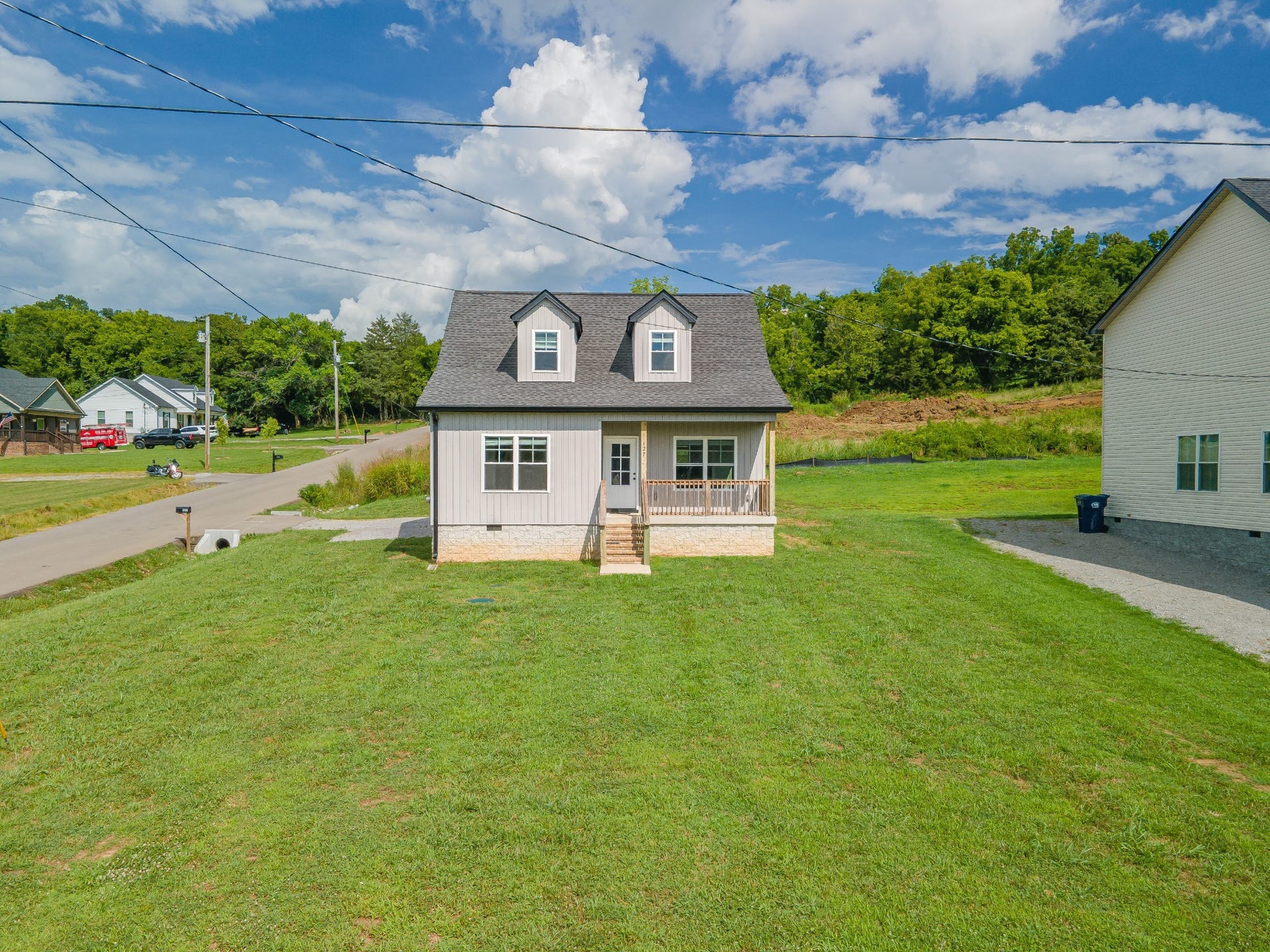 127 E Hill St, Cornersville, TN 37047 127 E Hill St, Cornersville, TN 37047