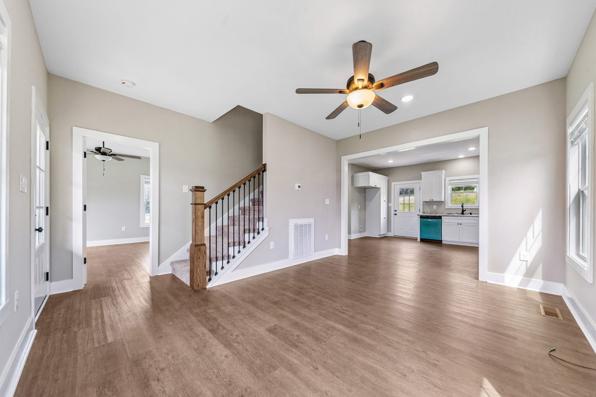 127 E Hill St, Cornersville, TN 37047 127 E Hill St, Cornersville, TN 37047