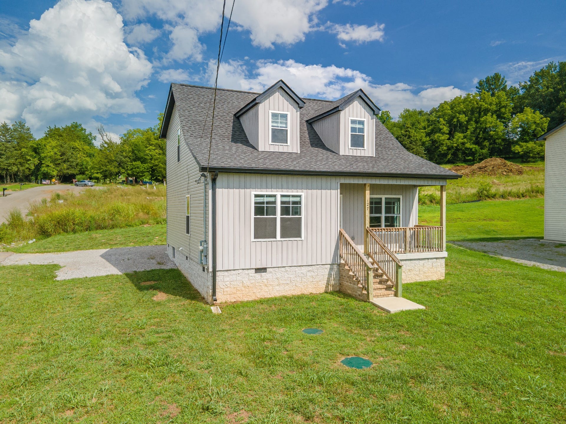 127 E Hill St, Cornersville, TN 37047 127 E Hill St, Cornersville, TN 37047