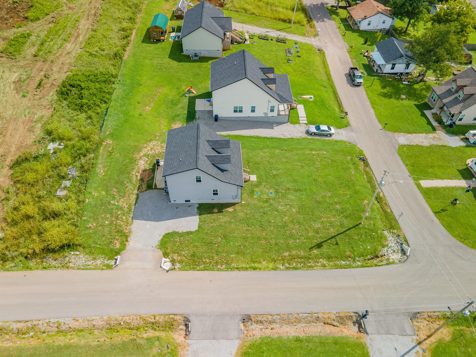 127 E Hill St, Cornersville, TN 37047 127 E Hill St, Cornersville, TN 37047