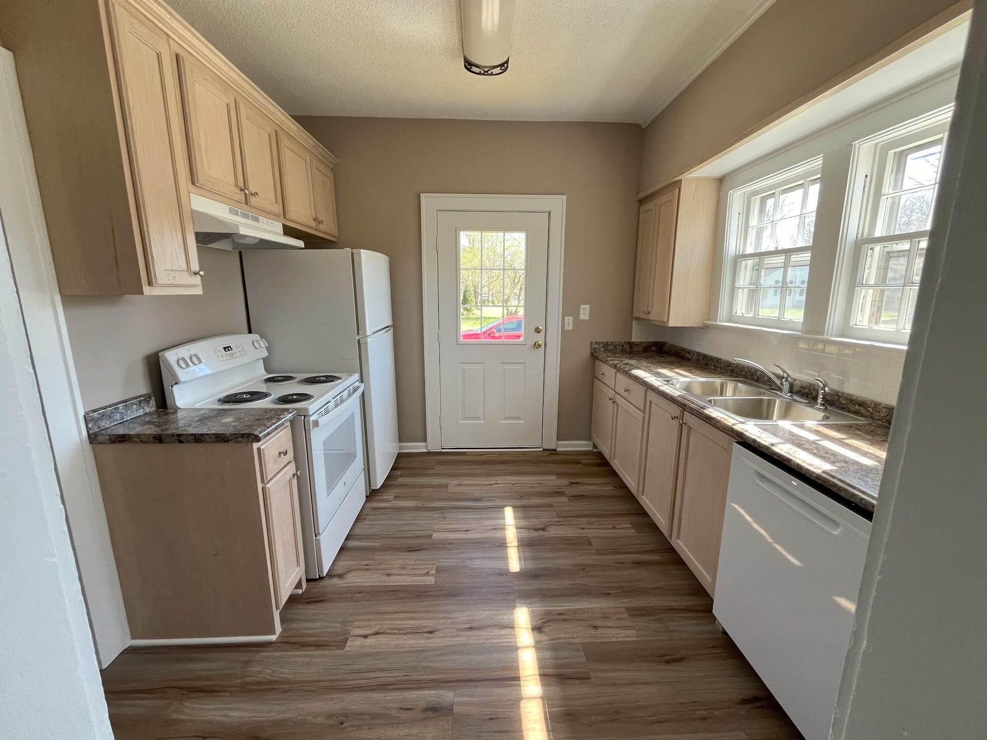 502 Kingwood Dr, Murfreesboro, TN 37129 502 Kingwood Dr, Murfreesboro, TN 37129