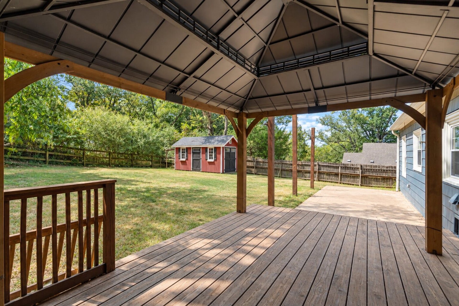 909 Edgewood Dr, Columbia, TN 38401 909 Edgewood Dr, Columbia, TN 38401