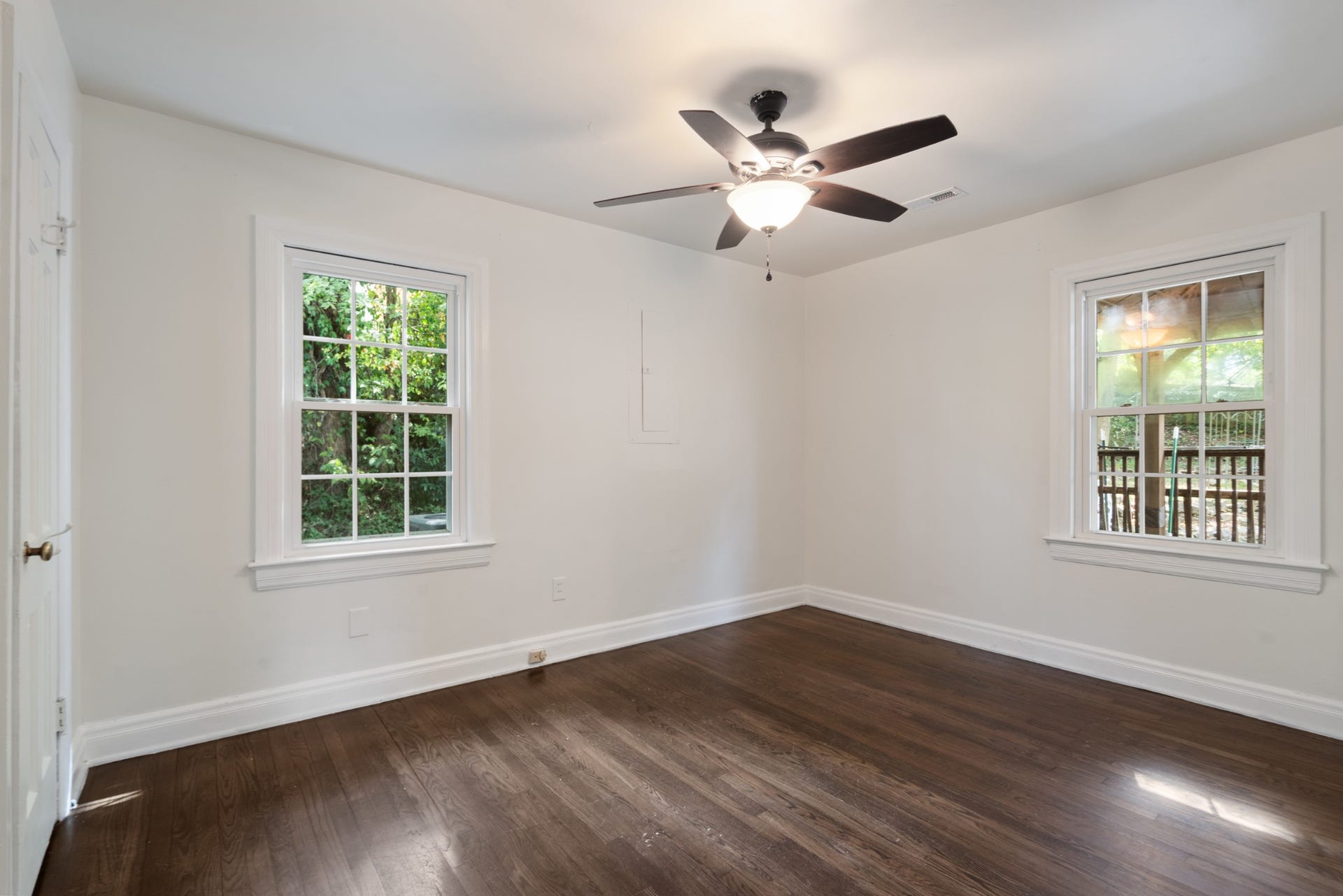 909 Edgewood Dr, Columbia, TN 38401 909 Edgewood Dr, Columbia, TN 38401