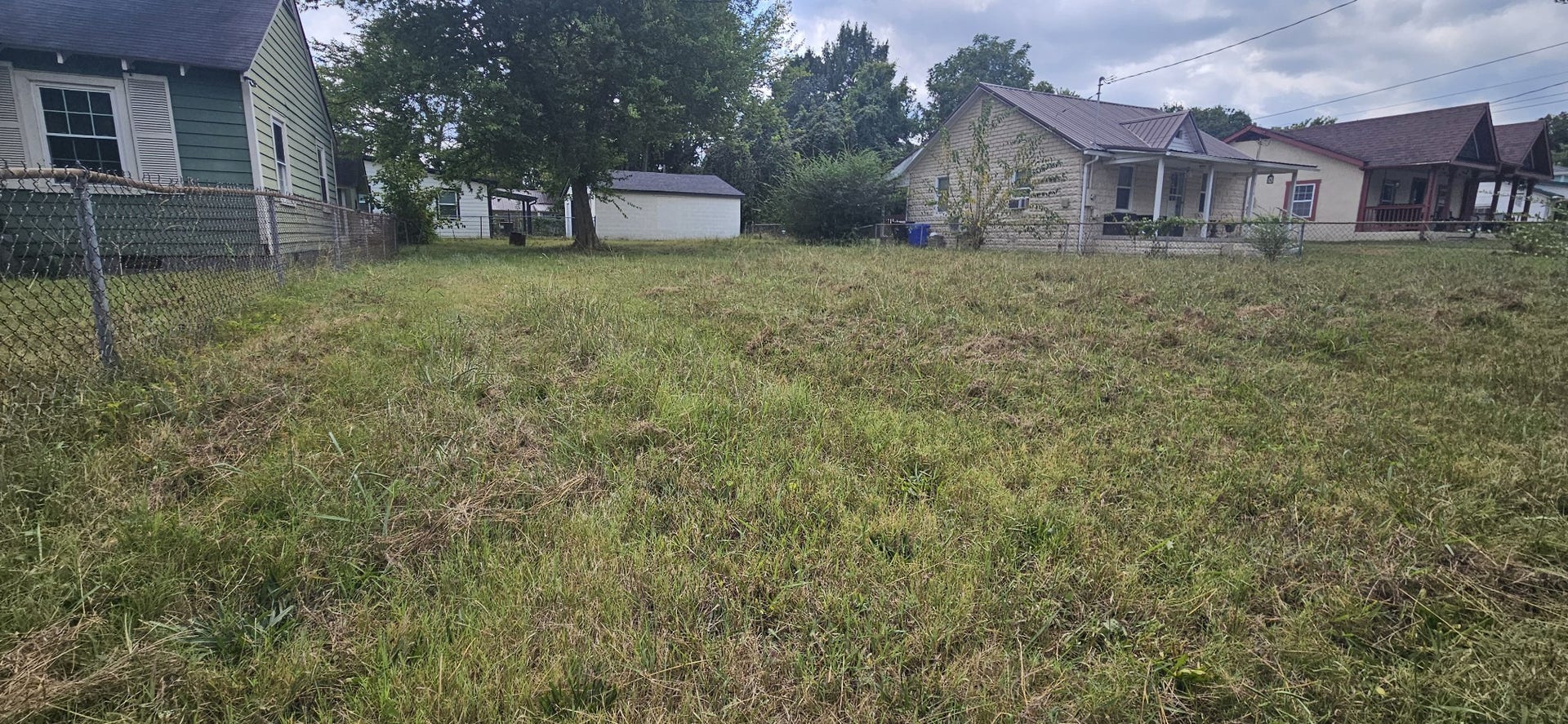 318 E 16th St, Columbia, TN 38401 318 E 16th St, Columbia, TN 38401