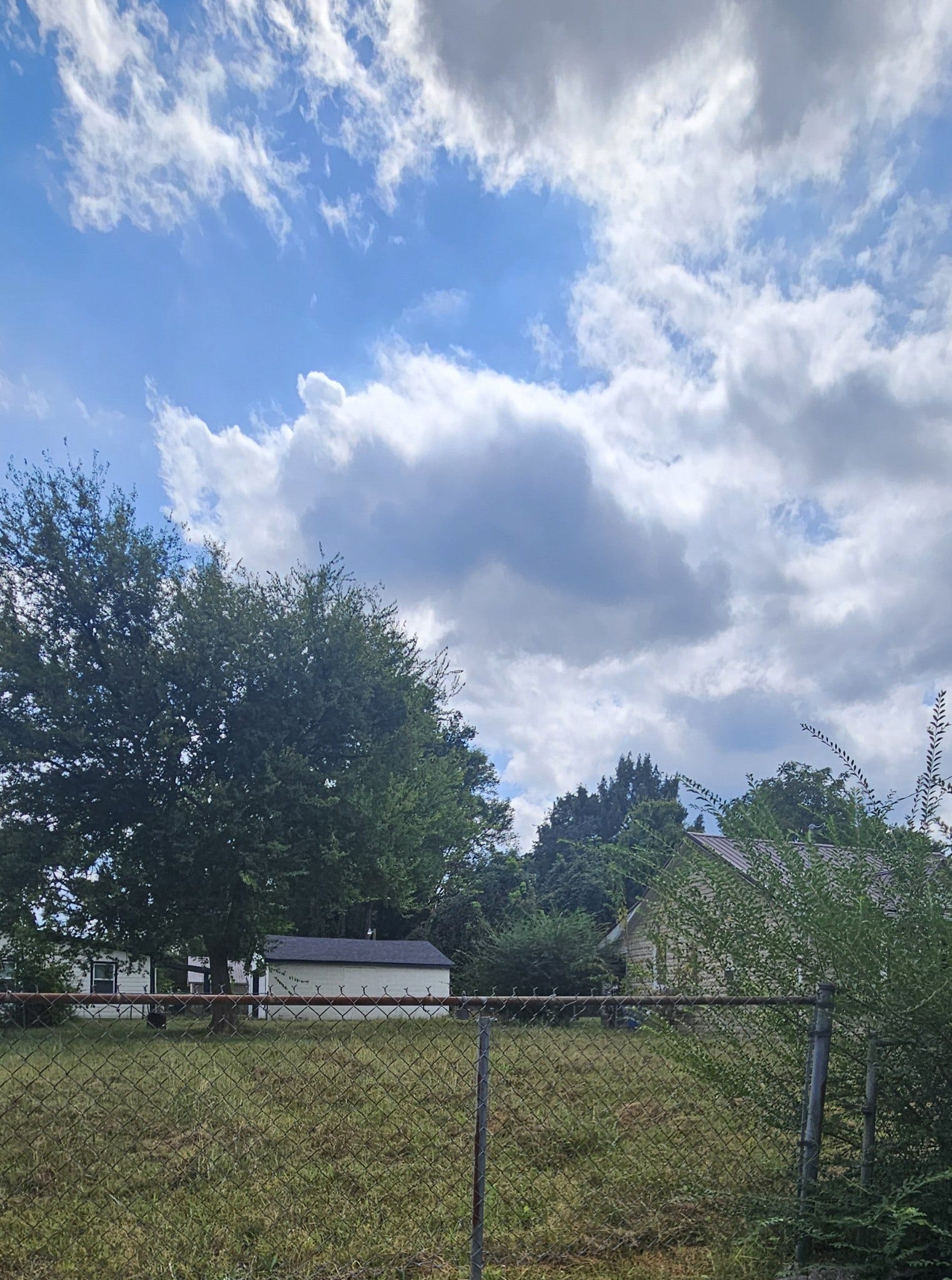 318 E 16th St, Columbia, TN 38401 318 E 16th St, Columbia, TN 38401
