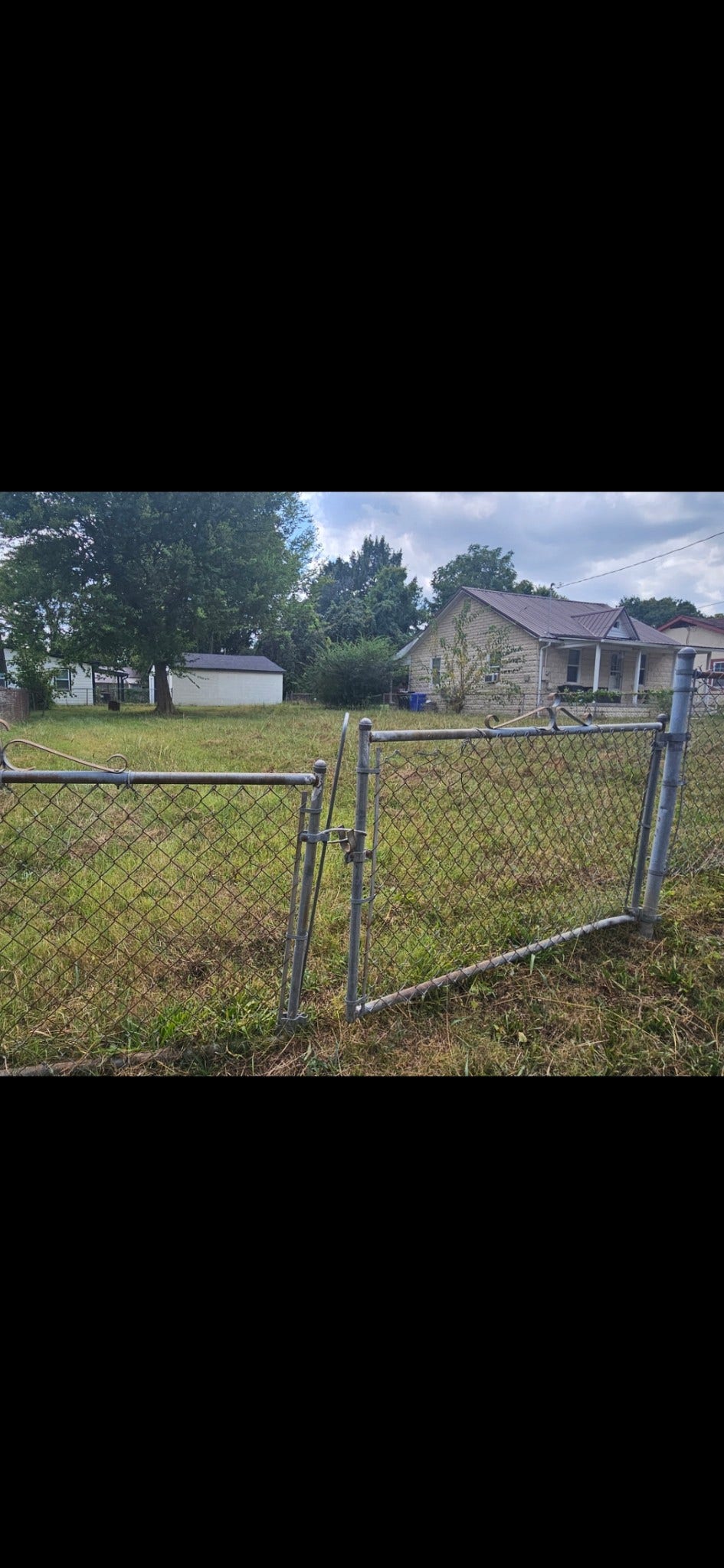 318 E 16th St, Columbia, TN 38401 318 E 16th St, Columbia, TN 38401