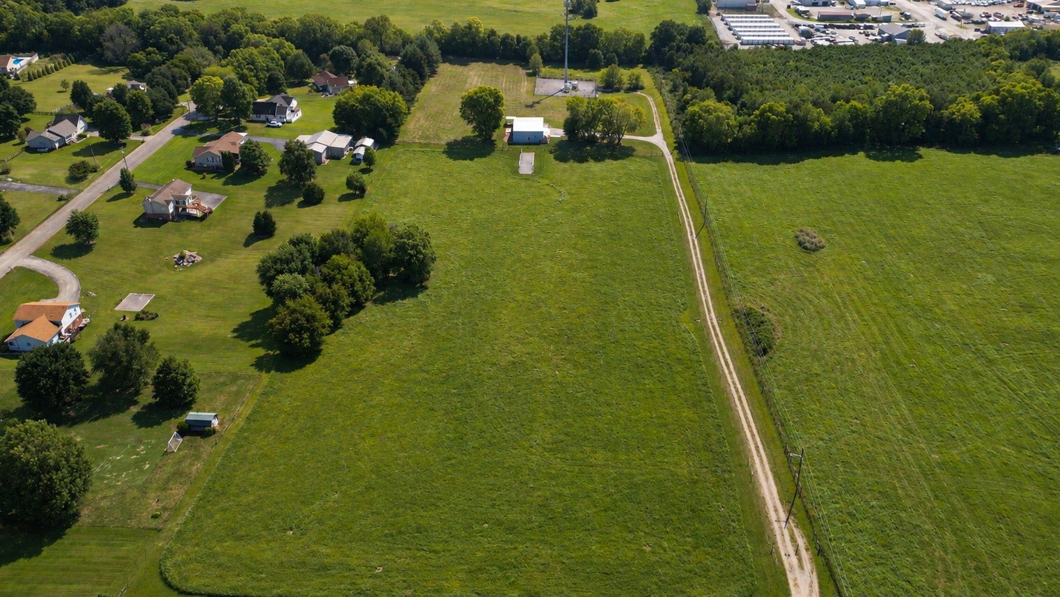 3017 Abigail Ln, Columbia, TN 38401 3017 Abigail Ln, Columbia, TN 38401