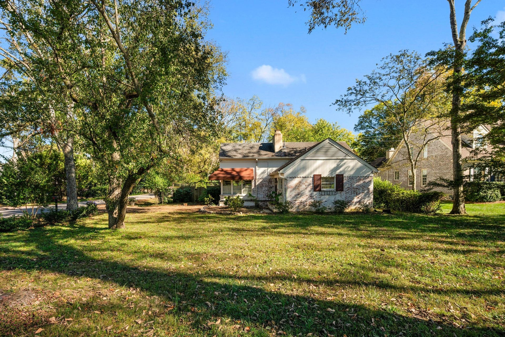 201 Brookfield Ave, Nashville, TN 37205 201 Brookfield Ave, Nashville, TN 37205