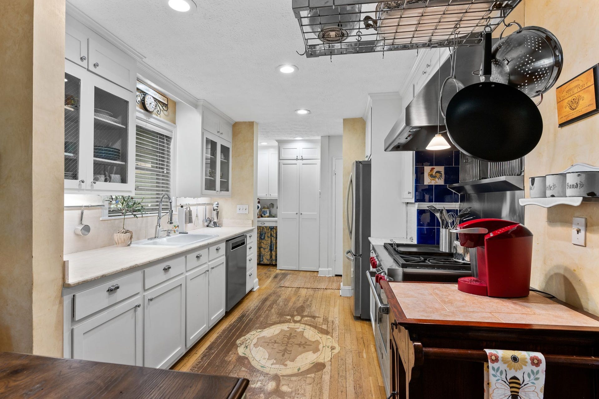 201 Brookfield Ave, Nashville, TN 37205 201 Brookfield Ave, Nashville, TN 37205