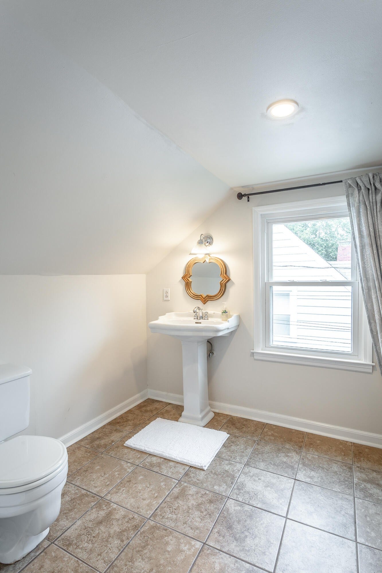 206 Woodrow Avenue, Chattanooga, TN 37415 206 Woodrow Avenue, Chattanooga, TN 37415