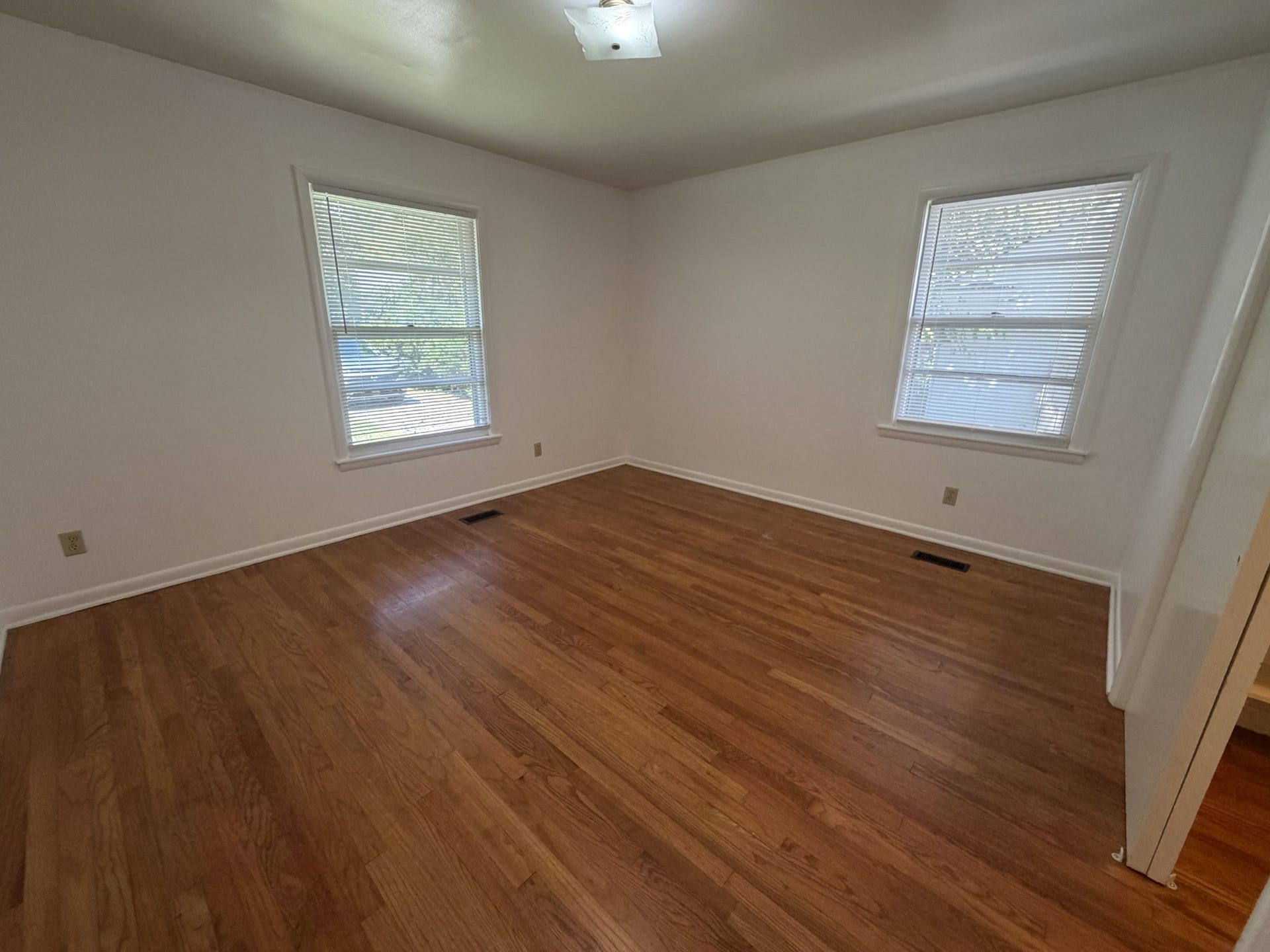 128 Park Cir, Murfreesboro, TN 37130 128 Park Cir, Murfreesboro, TN 37130