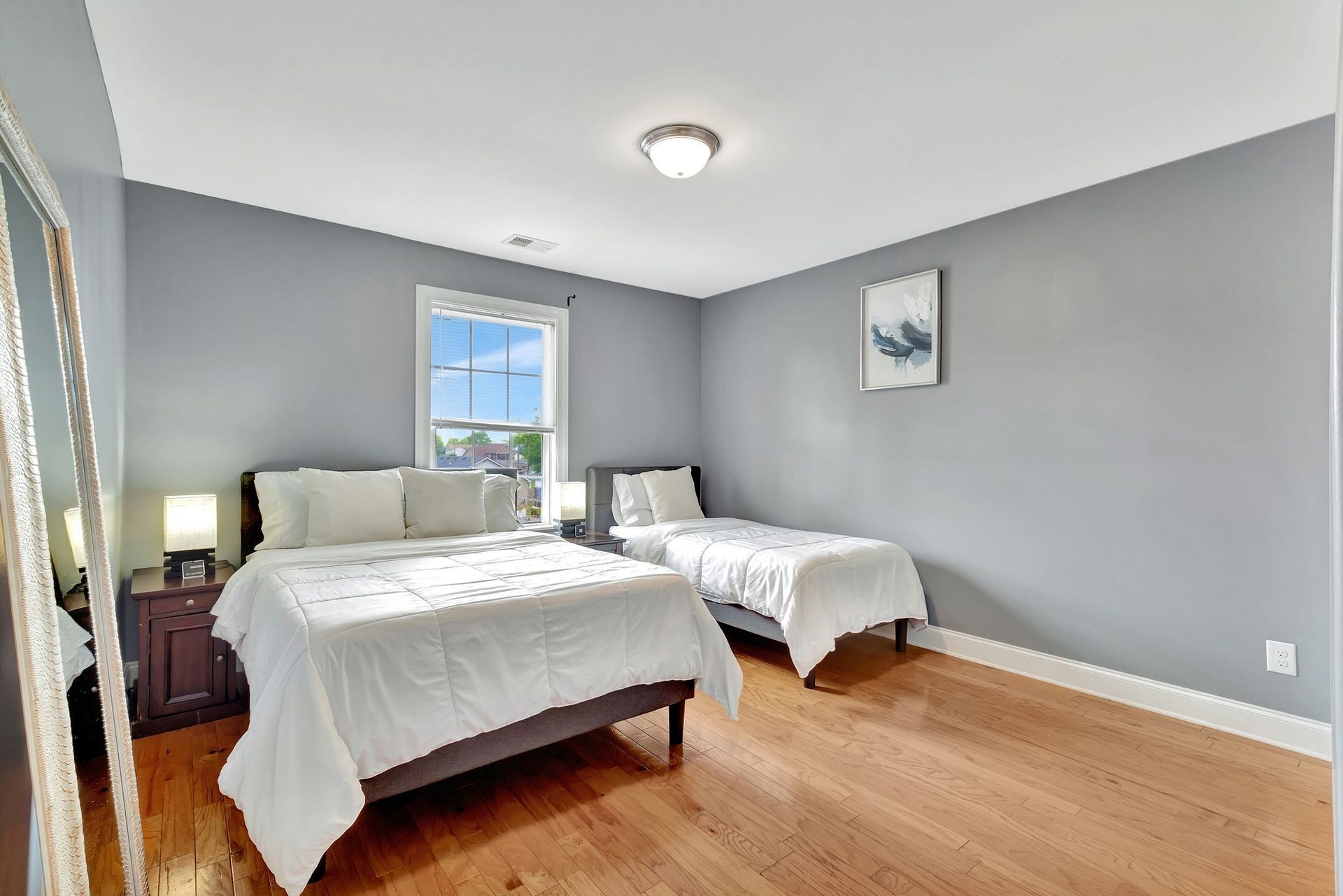 1525 12th Ave N, Nashville, TN 37208 1525 12th Ave N, Nashville, TN 37208