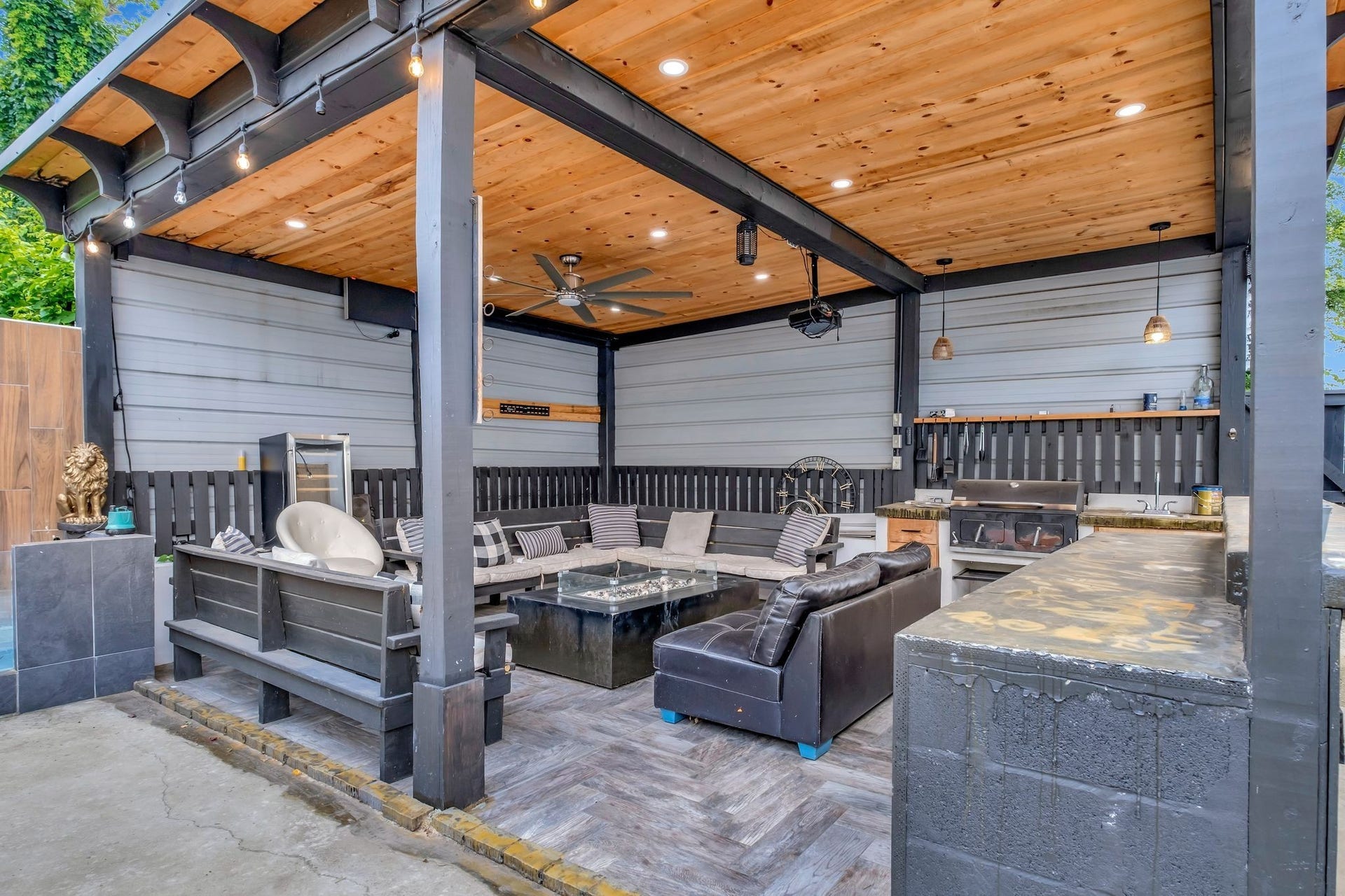 1525 12th Ave N, Nashville, TN 37208 1525 12th Ave N, Nashville, TN 37208