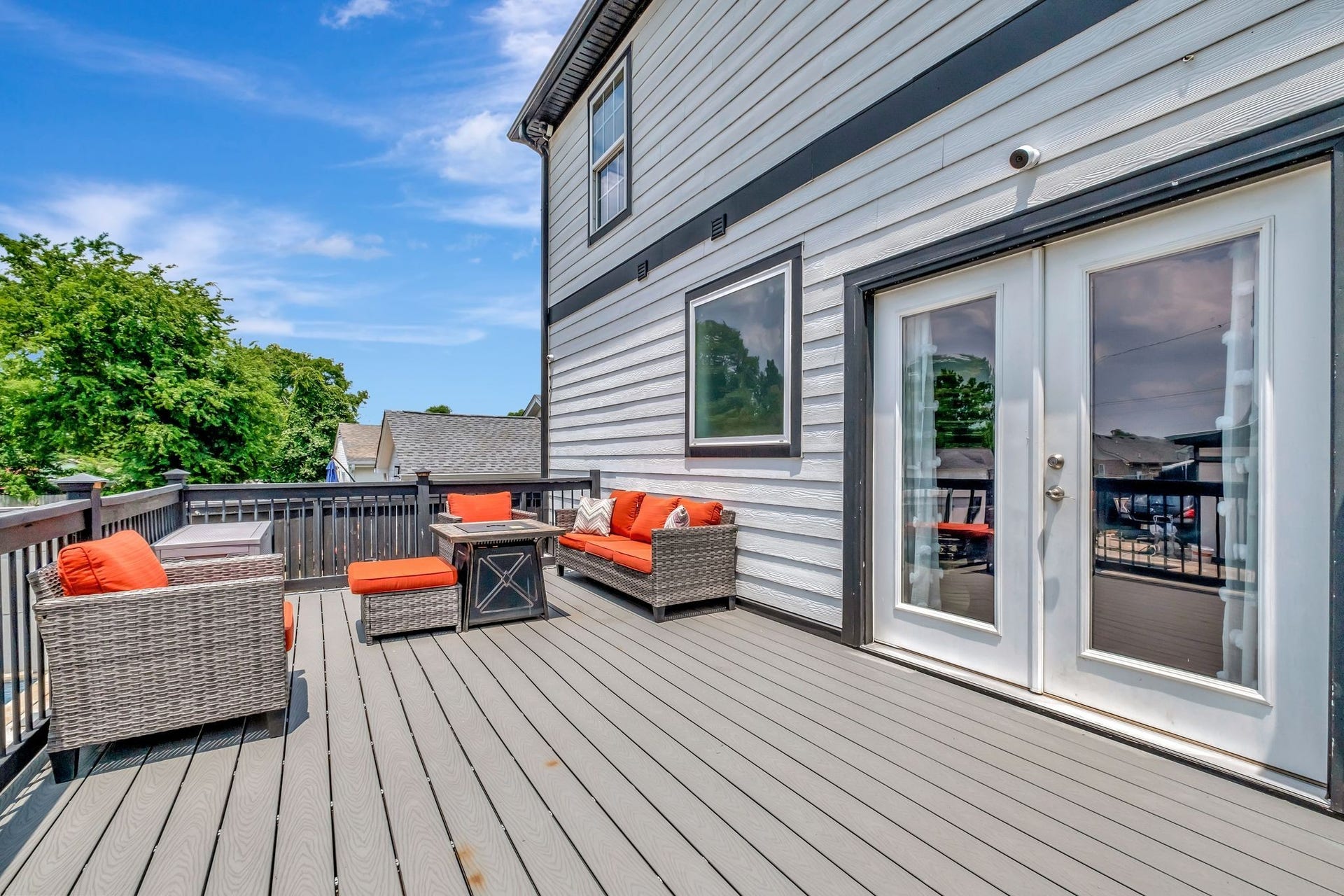 1525 12th Ave N, Nashville, TN 37208 1525 12th Ave N, Nashville, TN 37208