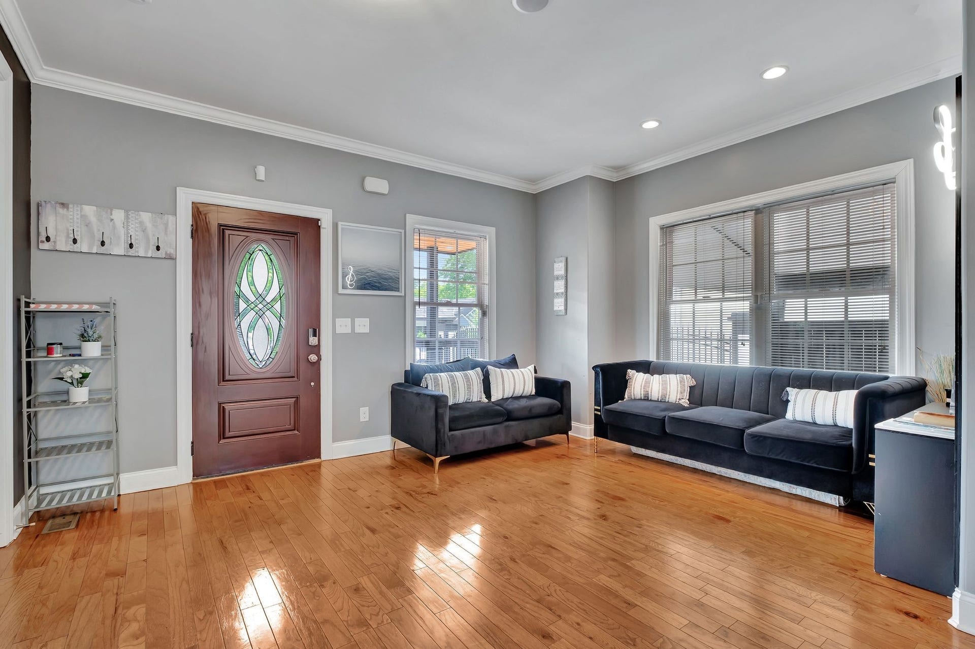1525 12th Ave N, Nashville, TN 37208 1525 12th Ave N, Nashville, TN 37208