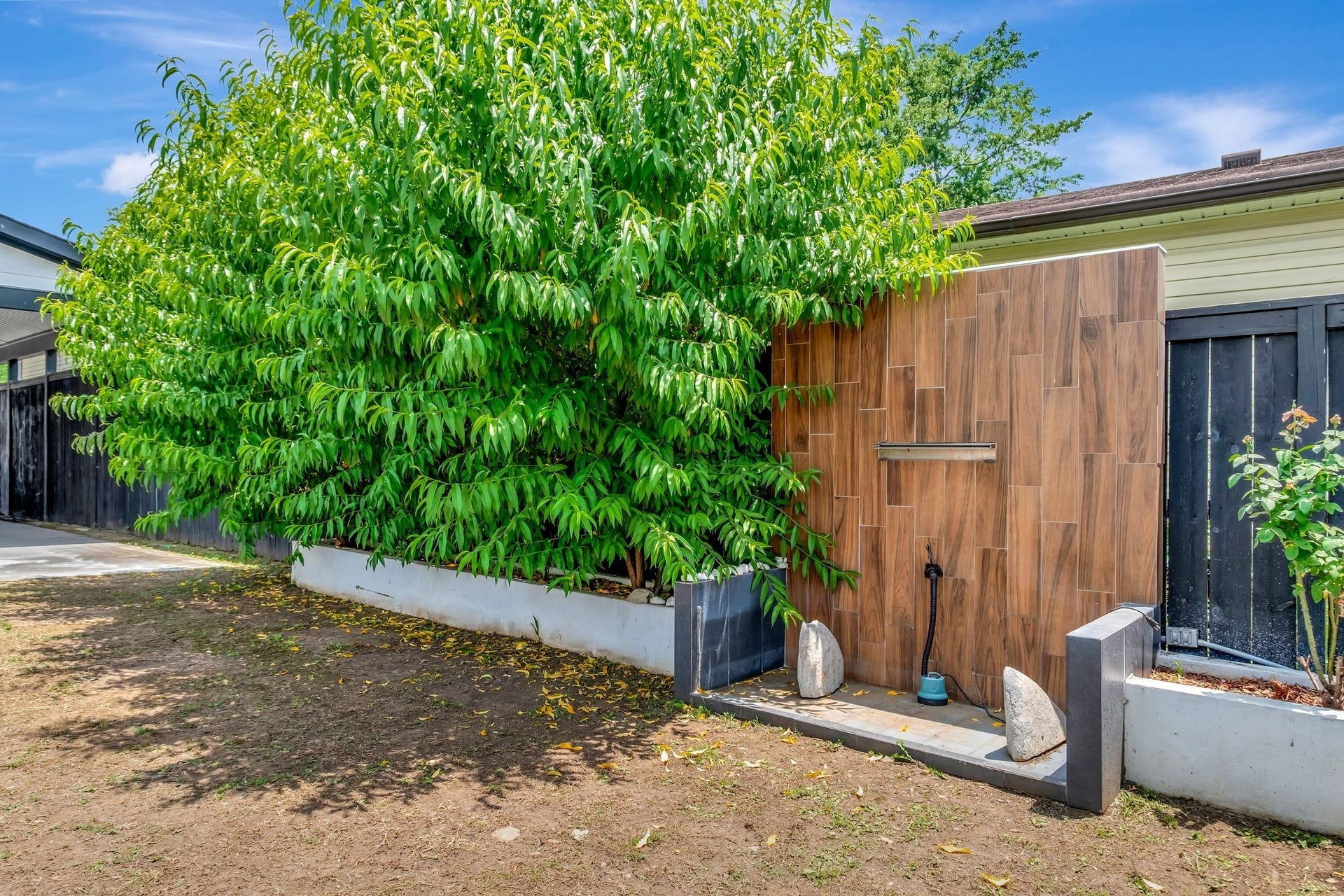 1525 12th Ave N, Nashville, TN 37208 1525 12th Ave N, Nashville, TN 37208