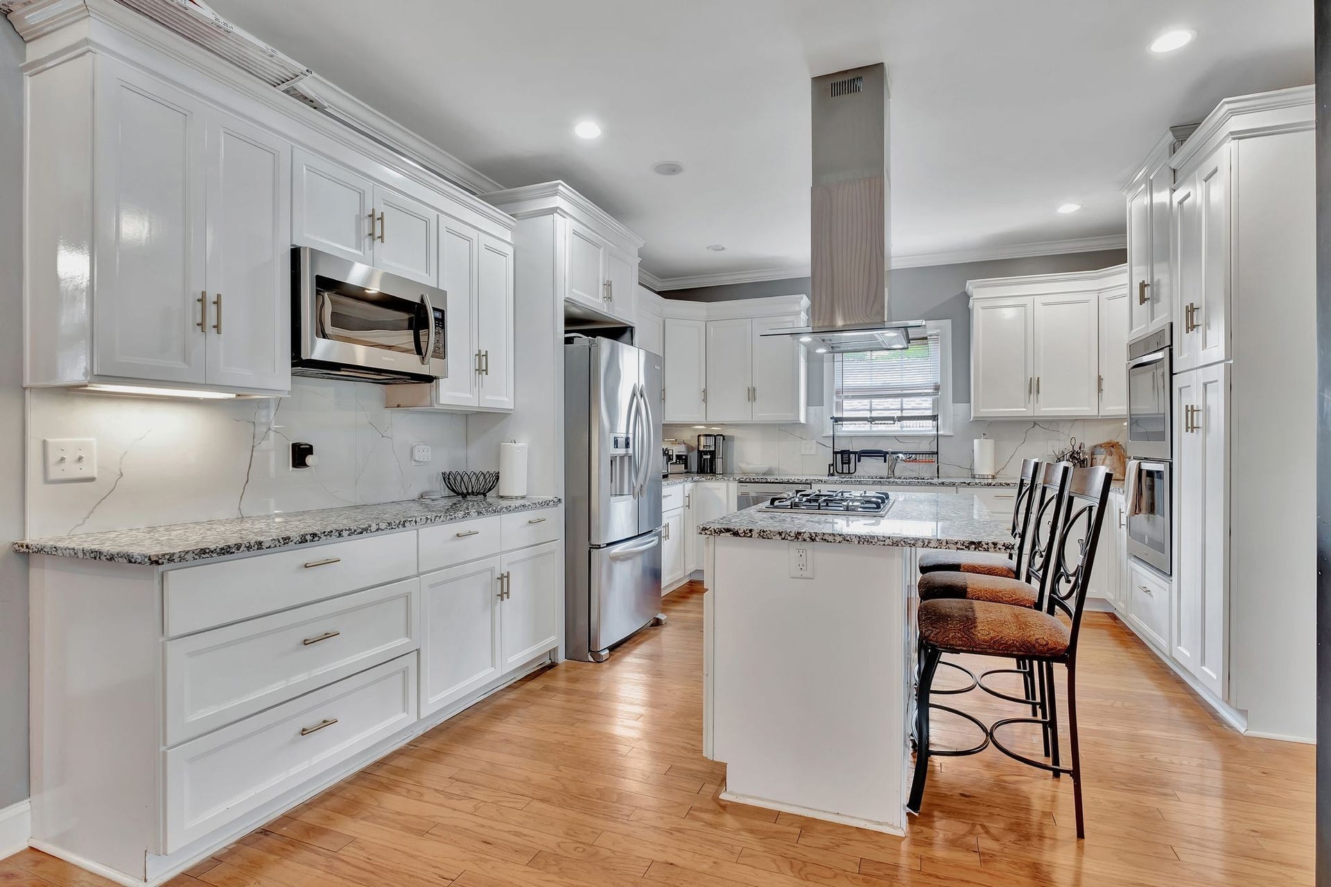1525 12th Ave N, Nashville, TN 37208 1525 12th Ave N, Nashville, TN 37208