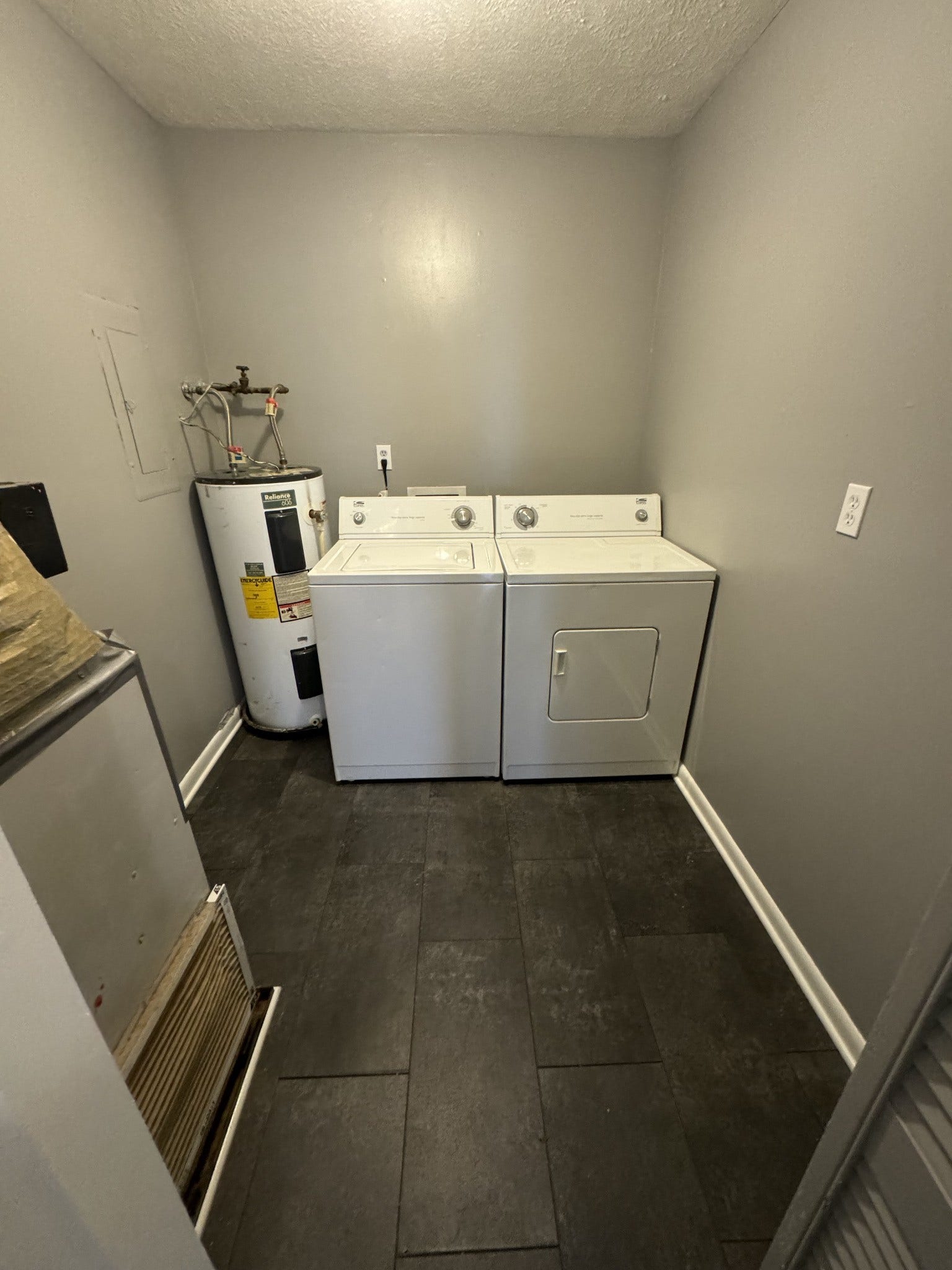 908 Smith St, Murfreesboro, TN 37129 908 Smith St, Murfreesboro, TN 37129