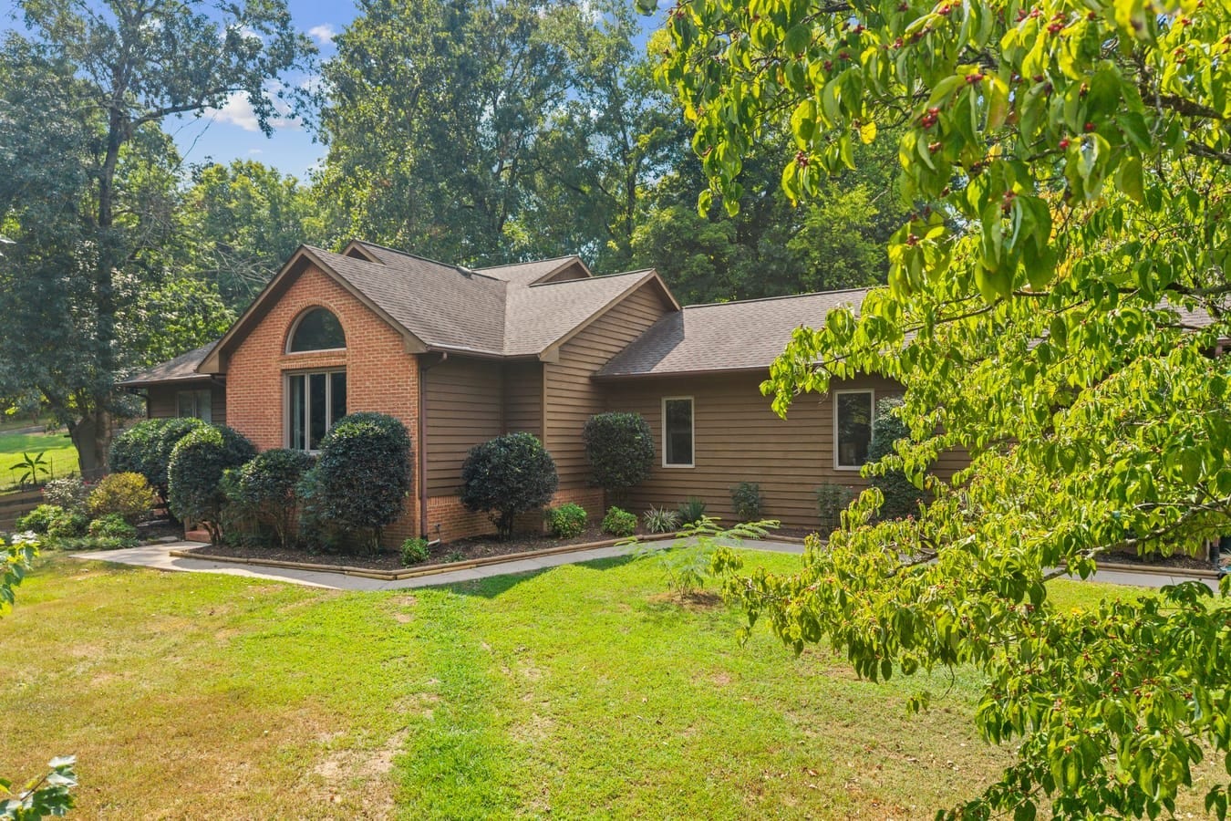 1990 Rock Springs Rd, Columbia, TN 38401 1990 Rock Springs Rd, Columbia, TN 38401