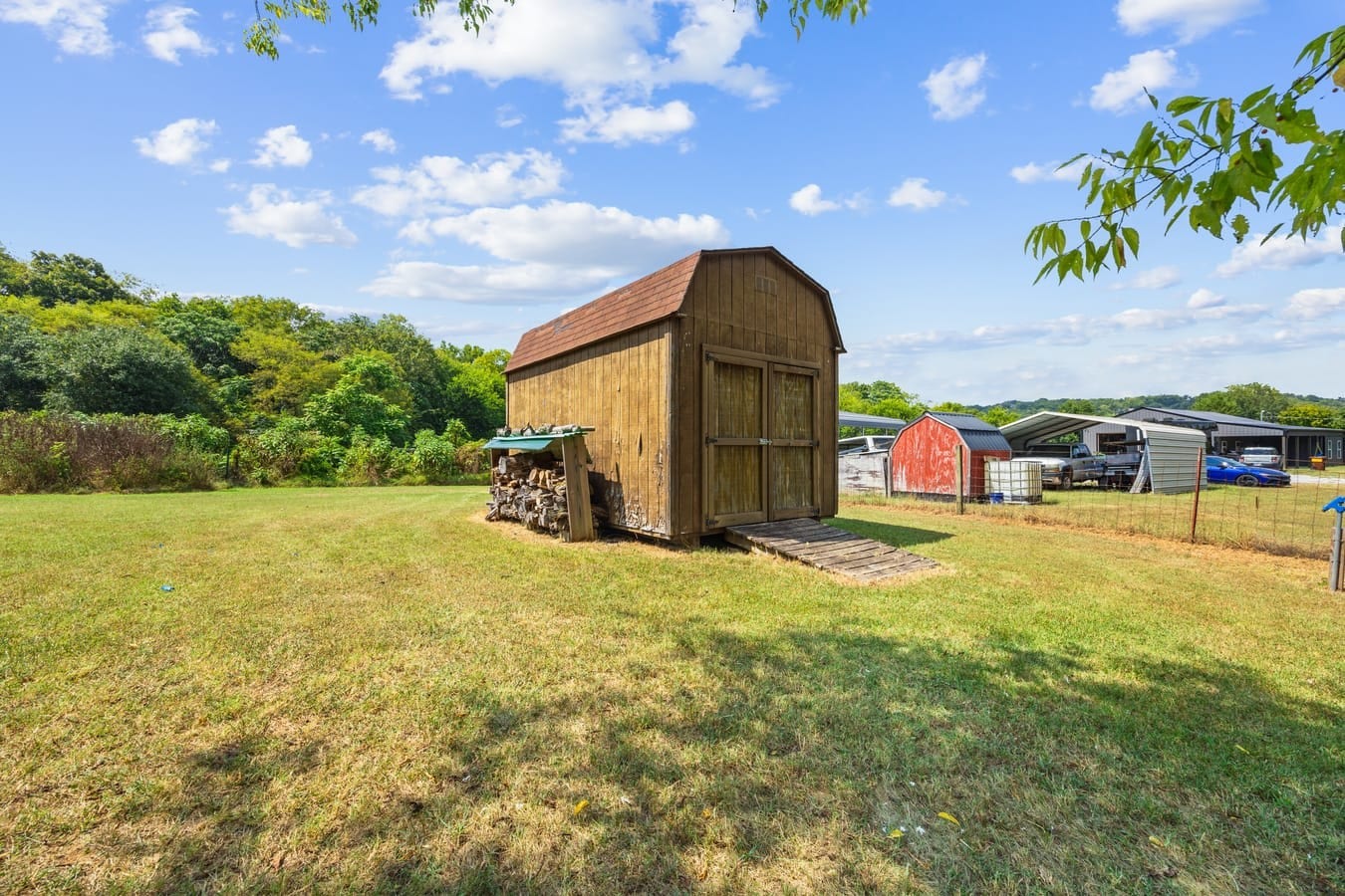 1990 Rock Springs Rd, Columbia, TN 38401 1990 Rock Springs Rd, Columbia, TN 38401