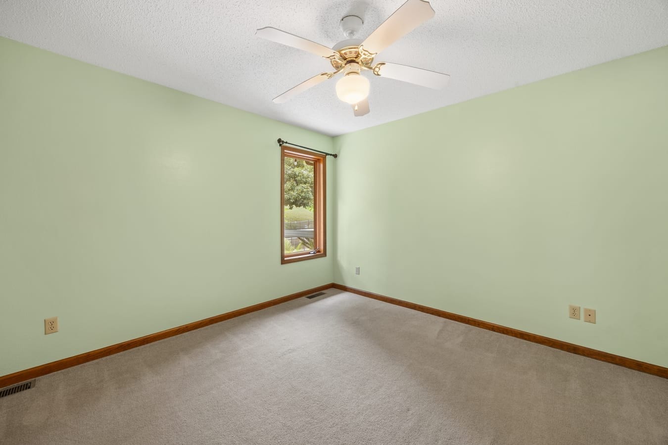 1990 Rock Springs Rd, Columbia, TN 38401 1990 Rock Springs Rd, Columbia, TN 38401