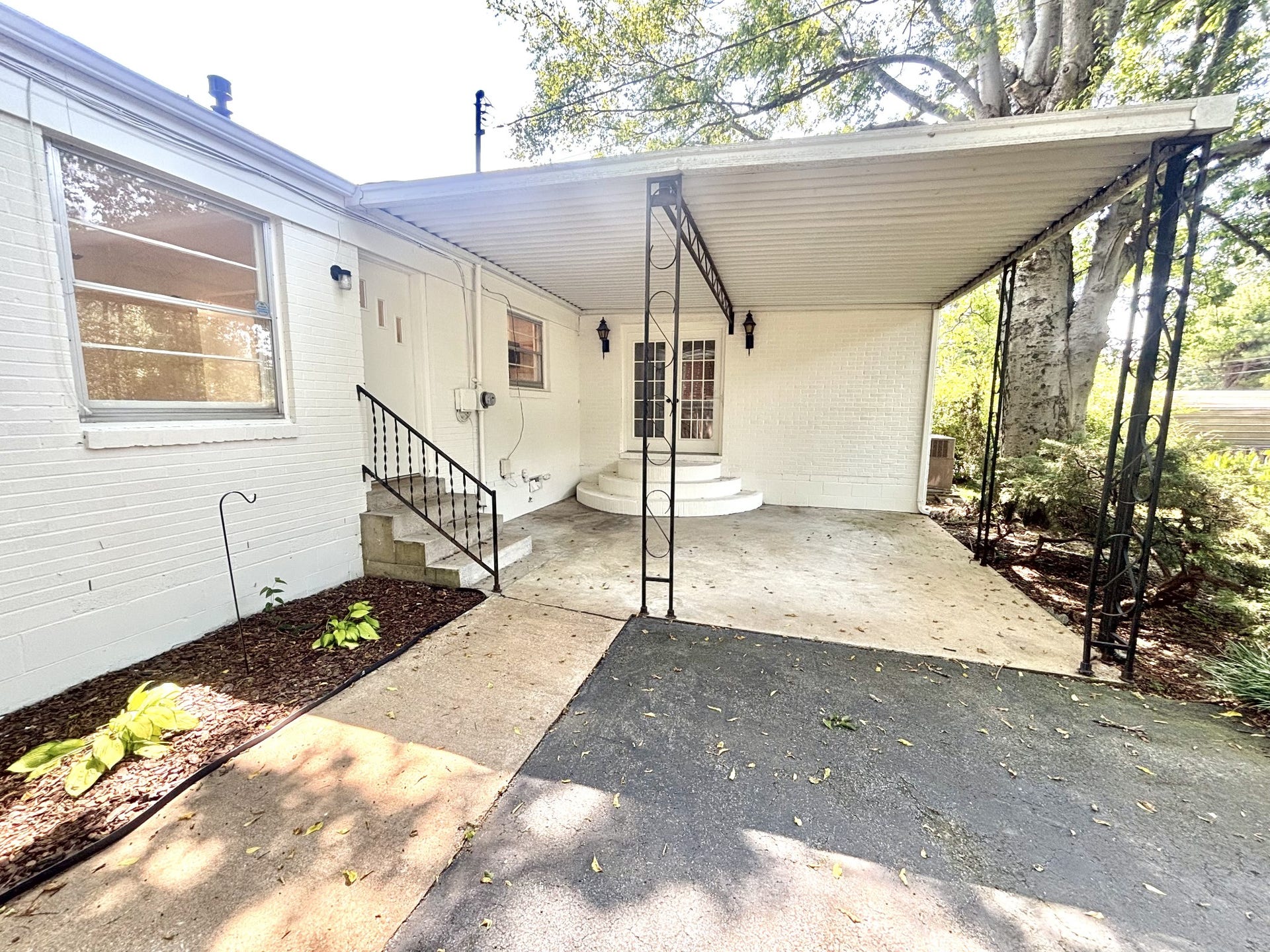 1906 Wedgewood Dr, Columbia, TN 38401