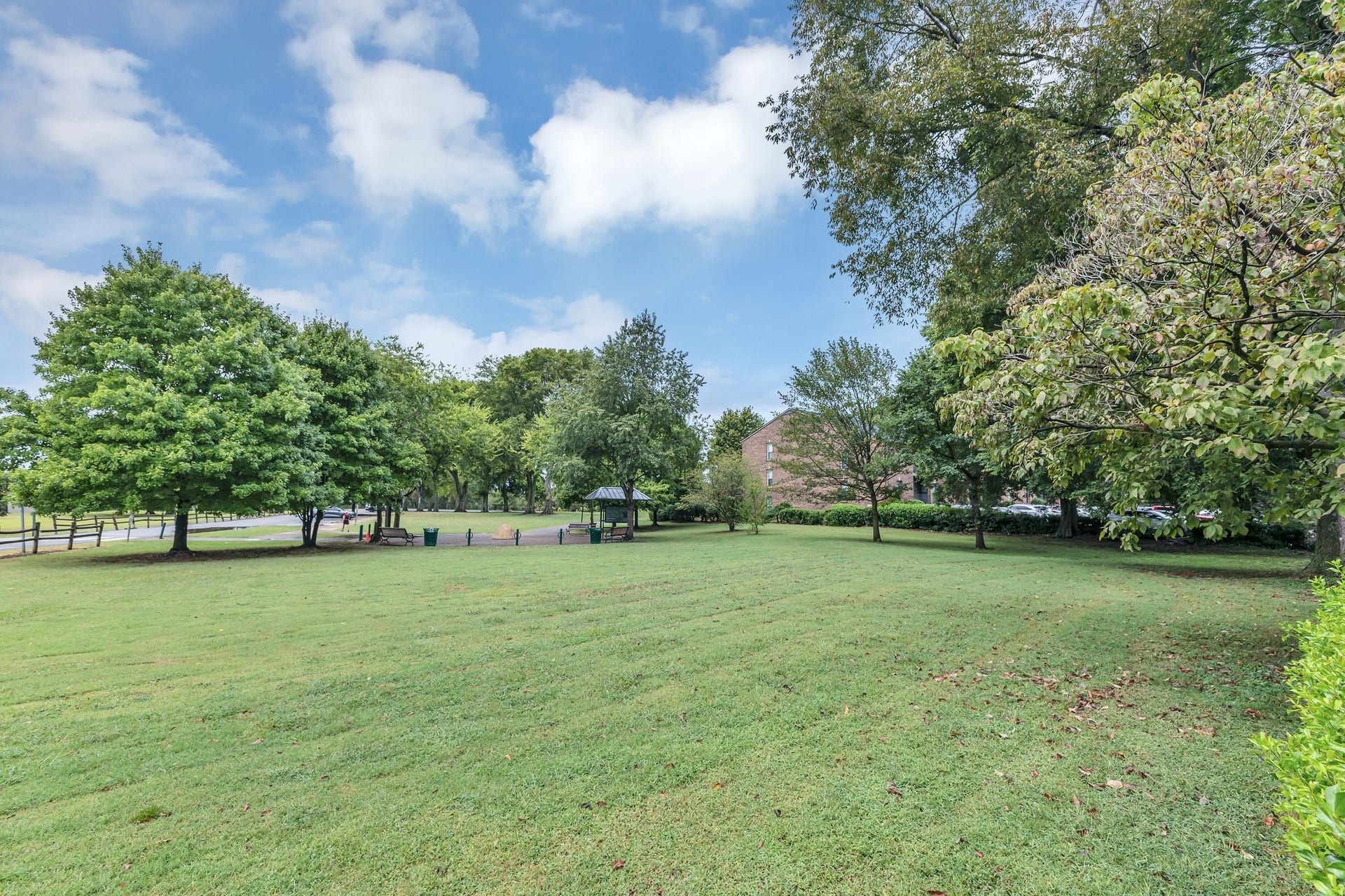 312 Sloan Rd, Nashville, TN 37209 312 Sloan Rd, Nashville, TN 37209