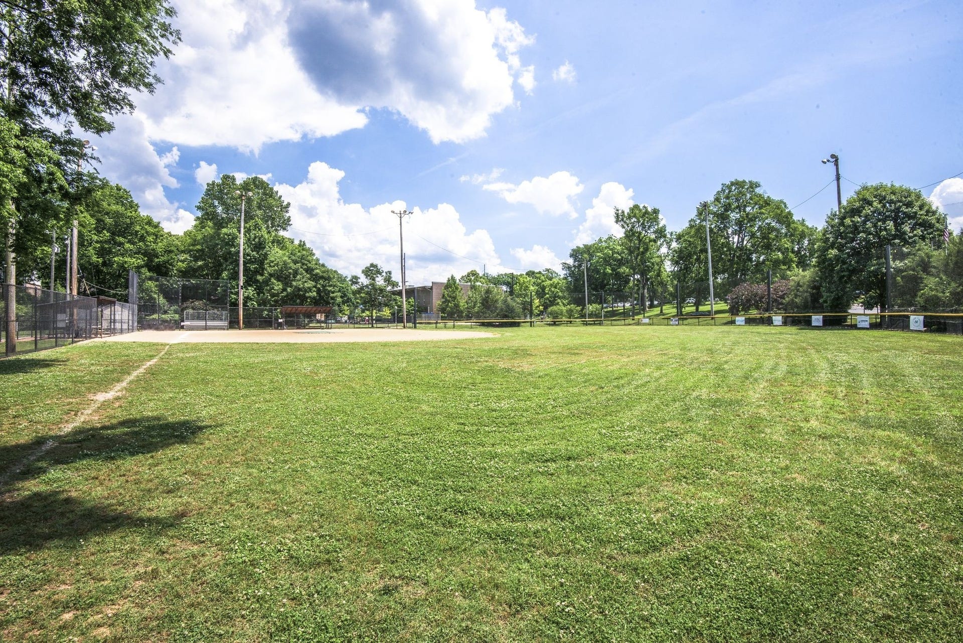 312 Sloan Rd, Nashville, TN 37209 312 Sloan Rd, Nashville, TN 37209