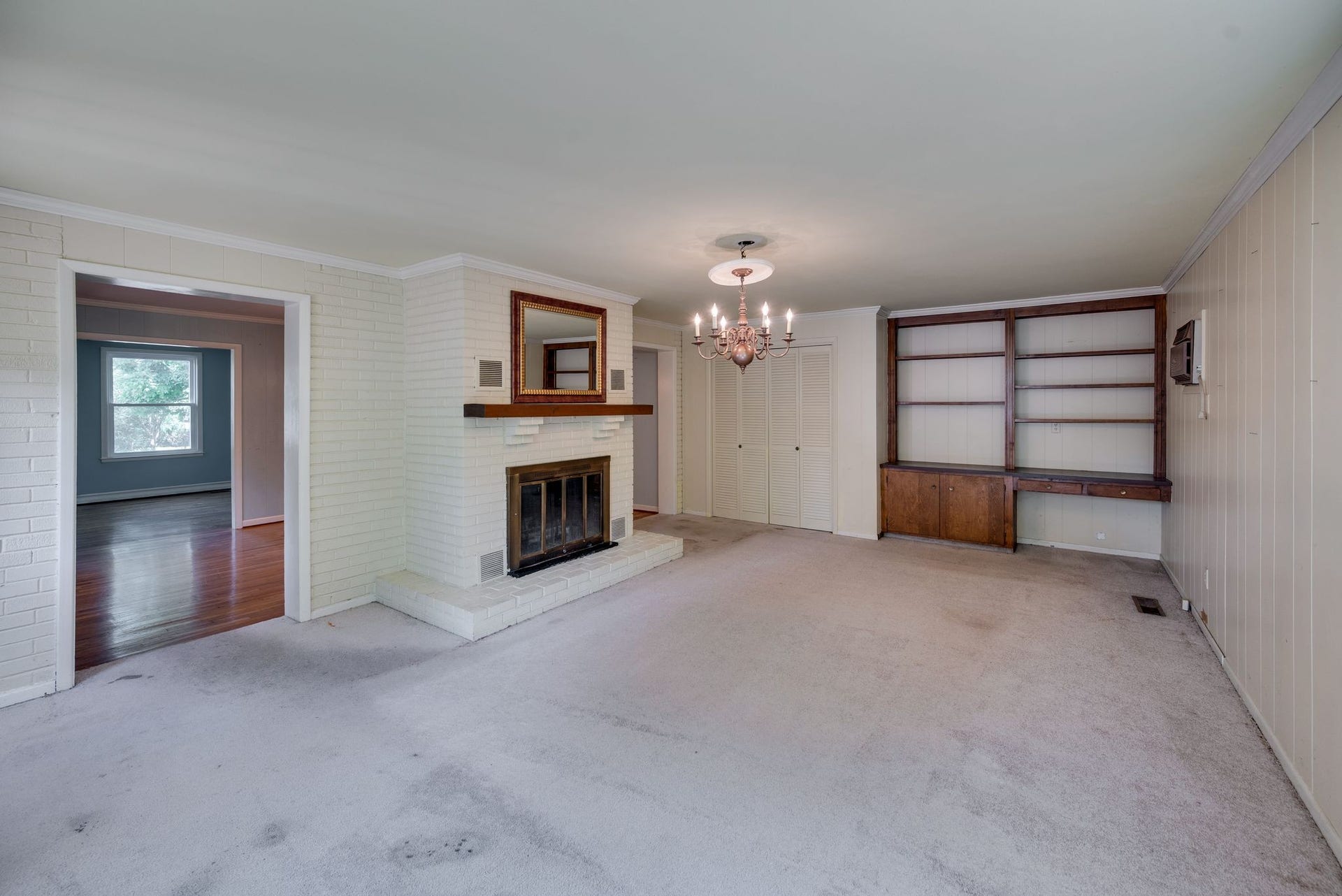 633 Elaine Dr, Nashville, TN 37211 633 Elaine Dr, Nashville, TN 37211