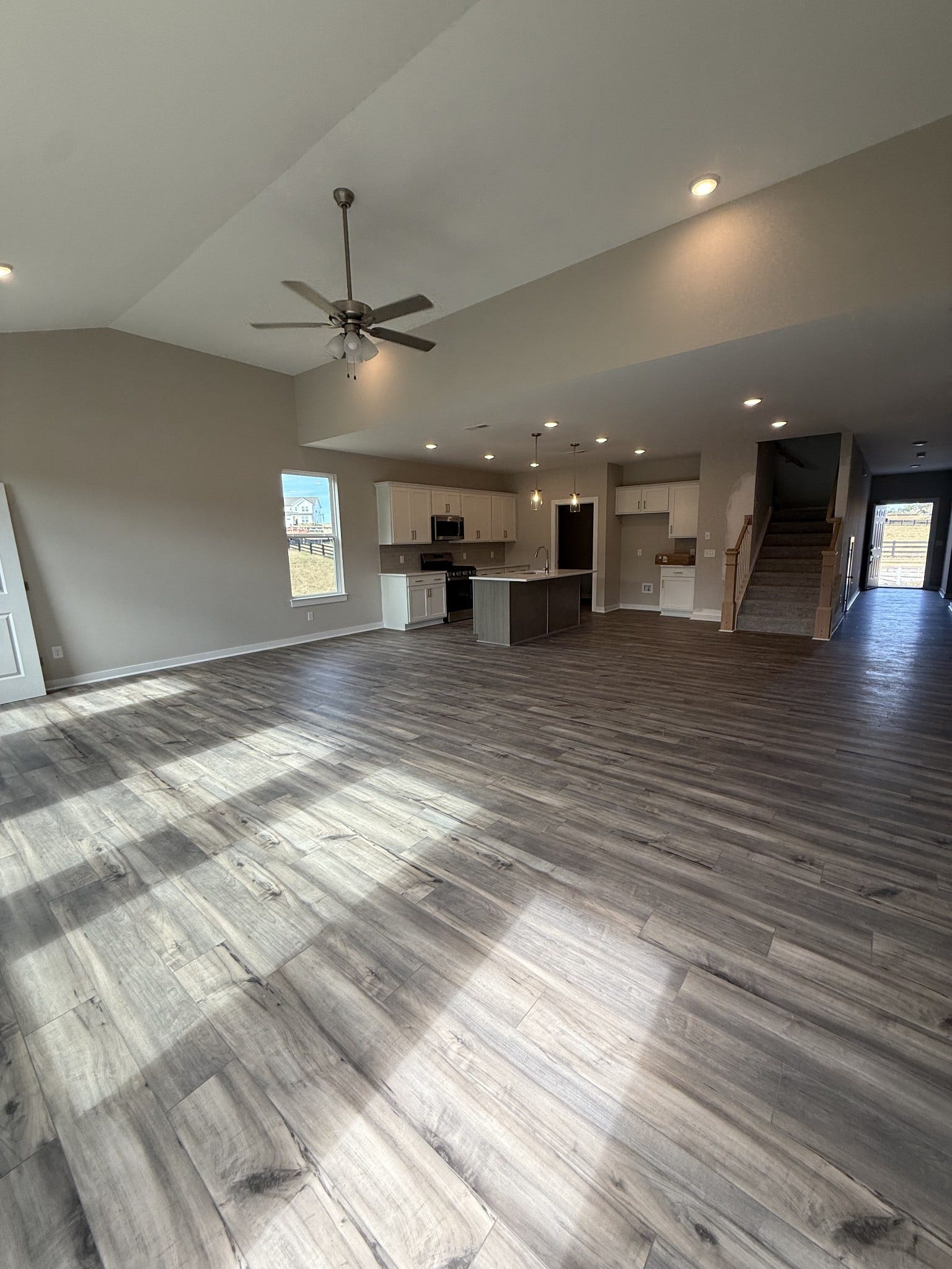 3322 Parmenter Street, Columbia, TN 38401 3322 Parmenter Street, Columbia, TN 38401
