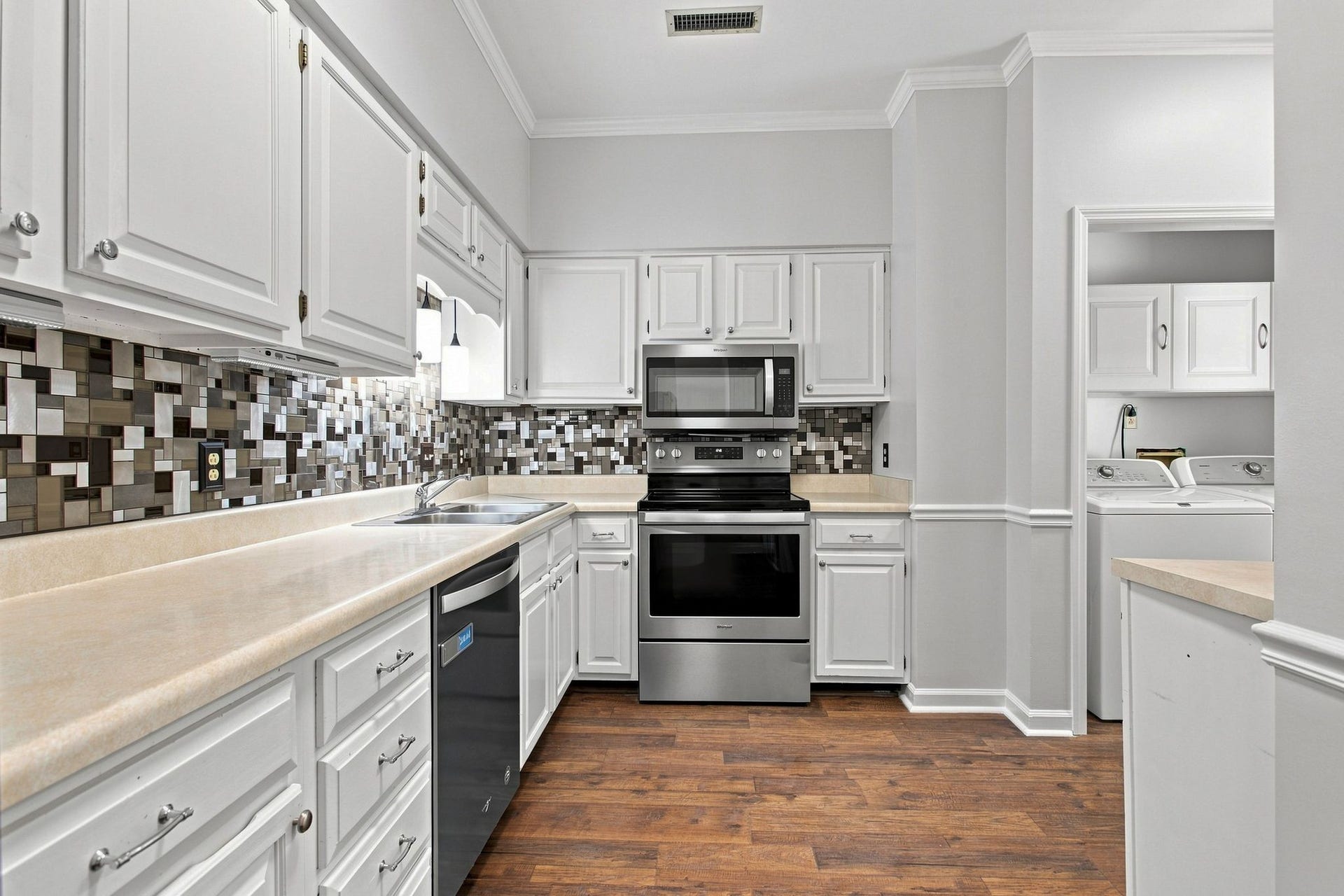 2039 Union Pl, Columbia, TN 38401 2039 Union Pl, Columbia, TN 38401