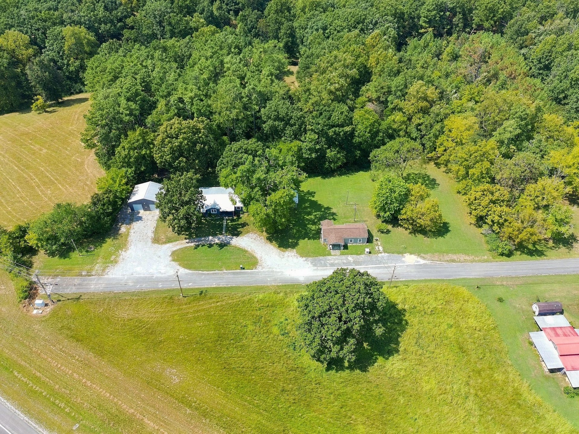 8980 S Old Highway 43, Mount Pleasant, TN 38474 8980 S Old Highway 43, Mount Pleasant, TN 38474