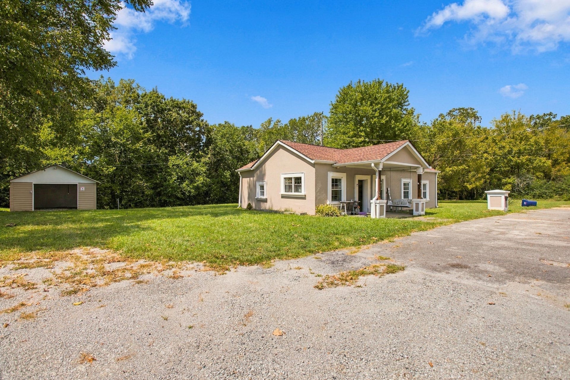 8980 S Old Highway 43, Mount Pleasant, TN 38474 8980 S Old Highway 43, Mount Pleasant, TN 38474