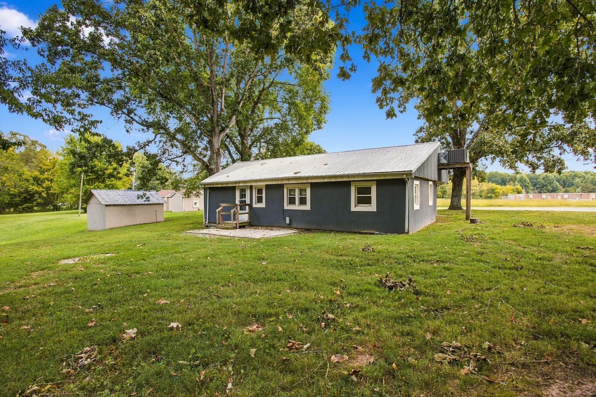 8980 S Old Highway 43, Mount Pleasant, TN 38474 8980 S Old Highway 43, Mount Pleasant, TN 38474