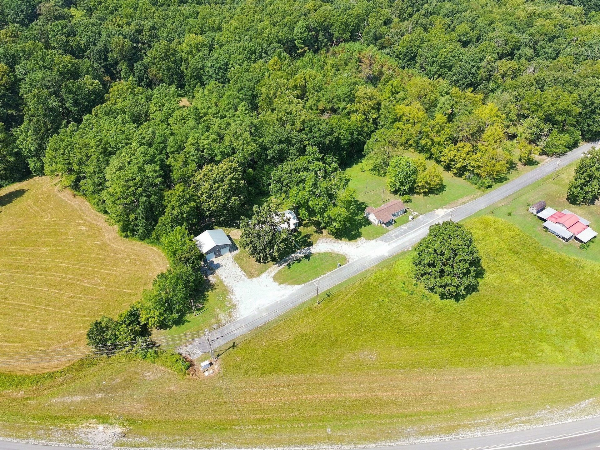 8980 S Old Highway 43, Mount Pleasant, TN 38474 8980 S Old Highway 43, Mount Pleasant, TN 38474