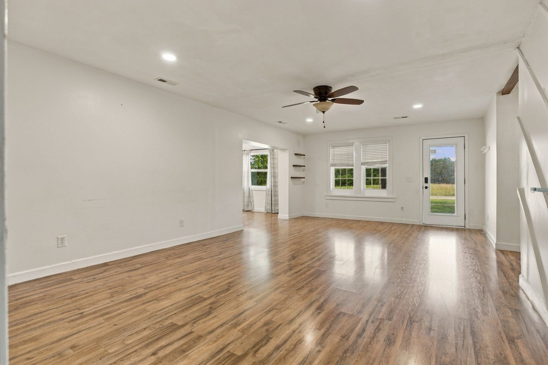 8980 S Old Highway 43, Mount Pleasant, TN 38474 8980 S Old Highway 43, Mount Pleasant, TN 38474