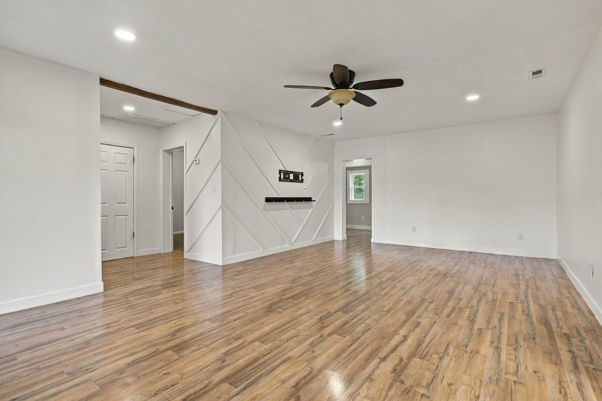 8980 S Old Highway 43, Mount Pleasant, TN 38474 8980 S Old Highway 43, Mount Pleasant, TN 38474