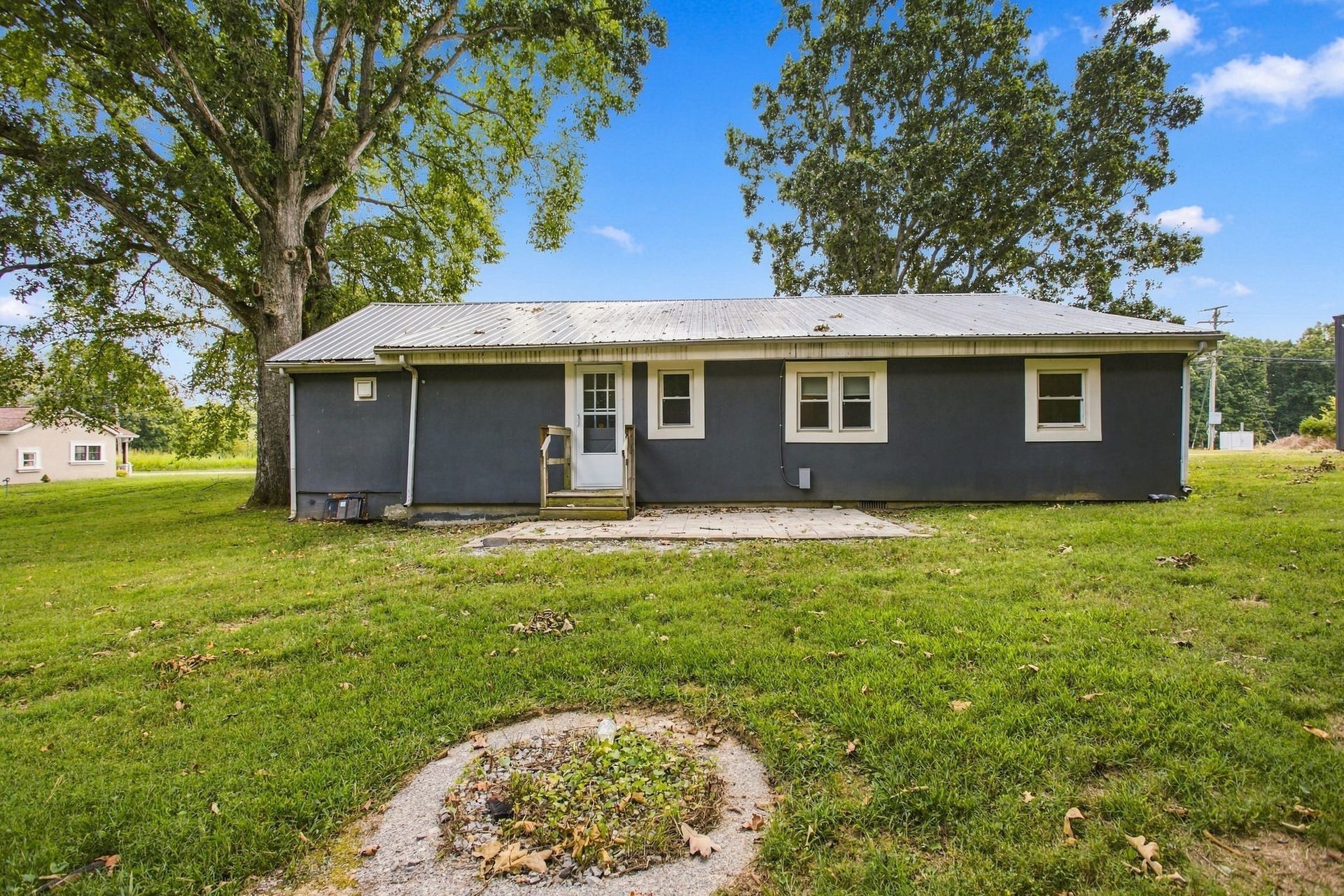 8980 S Old Highway 43, Mount Pleasant, TN 38474 8980 S Old Highway 43, Mount Pleasant, TN 38474