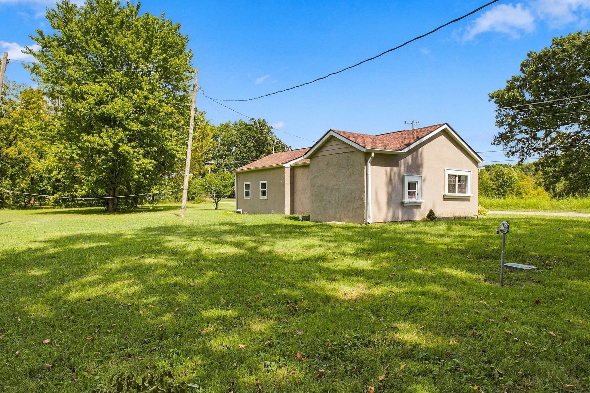 8980 S Old Highway 43, Mount Pleasant, TN 38474 8980 S Old Highway 43, Mount Pleasant, TN 38474