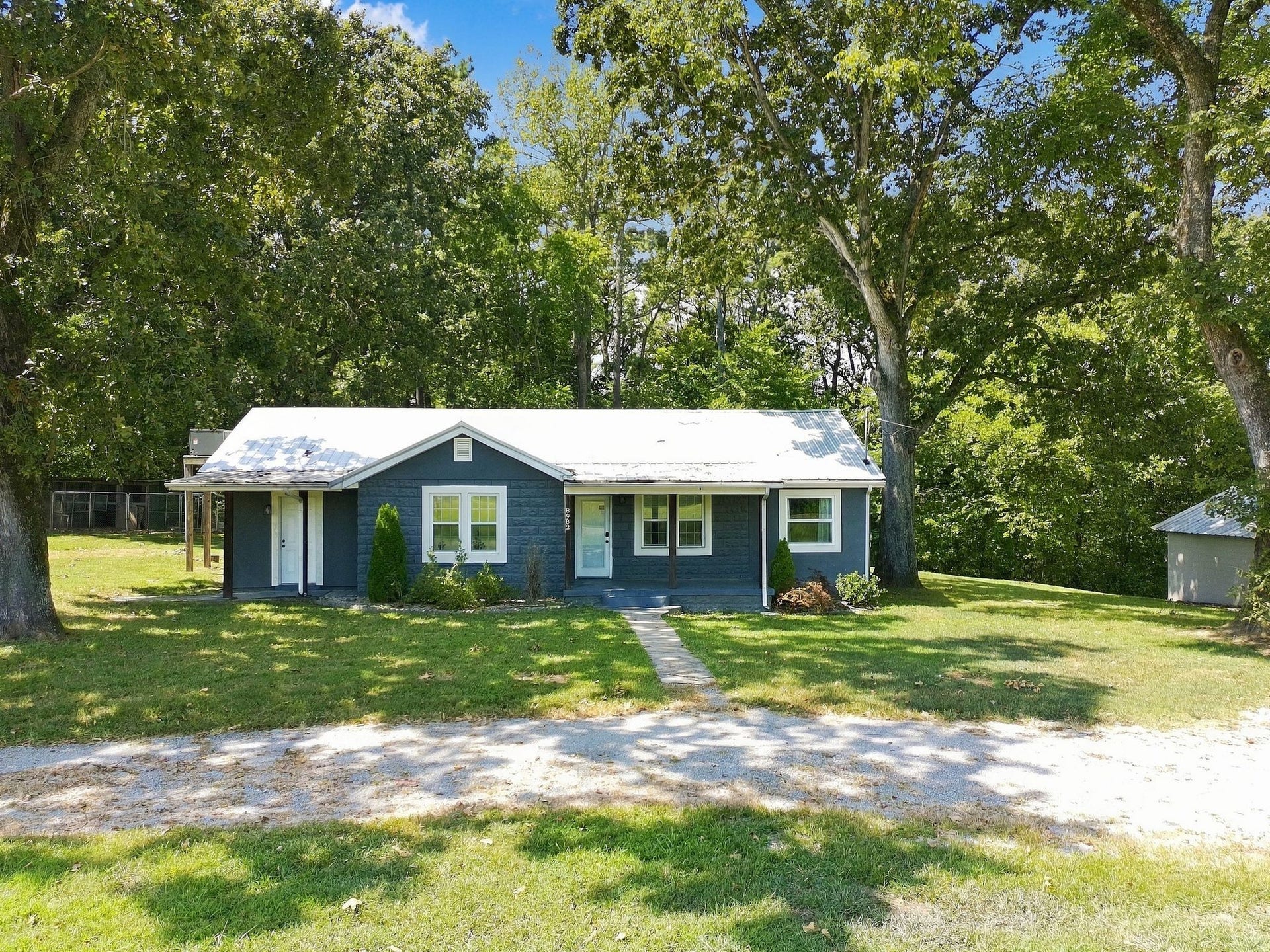 8980 S Old Highway 43, Mount Pleasant, TN 38474 8980 S Old Highway 43, Mount Pleasant, TN 38474