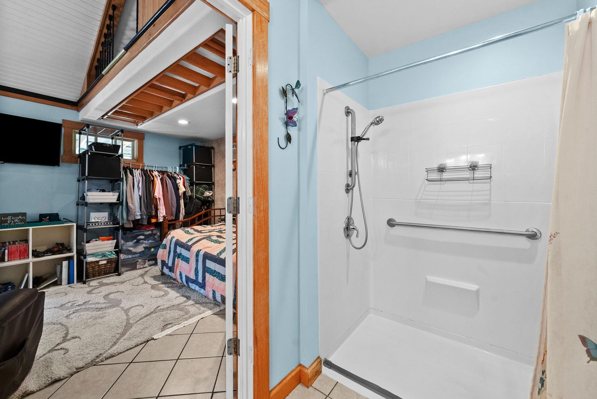 Guest House Bathroom