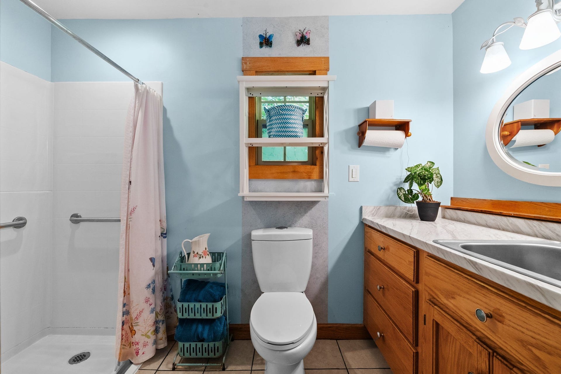 Guest House Bathroom