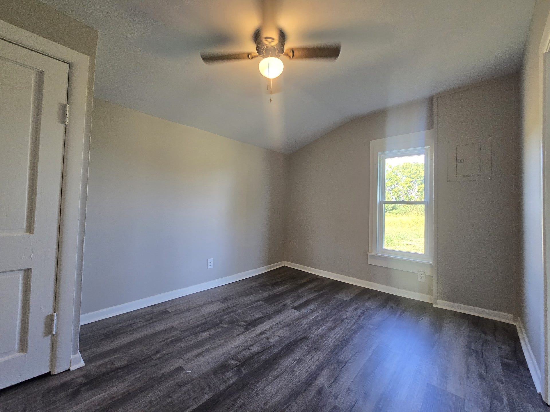 1119 N Main St, Mount Pleasant, TN 38474 1119 N Main St, Mount Pleasant, TN 38474