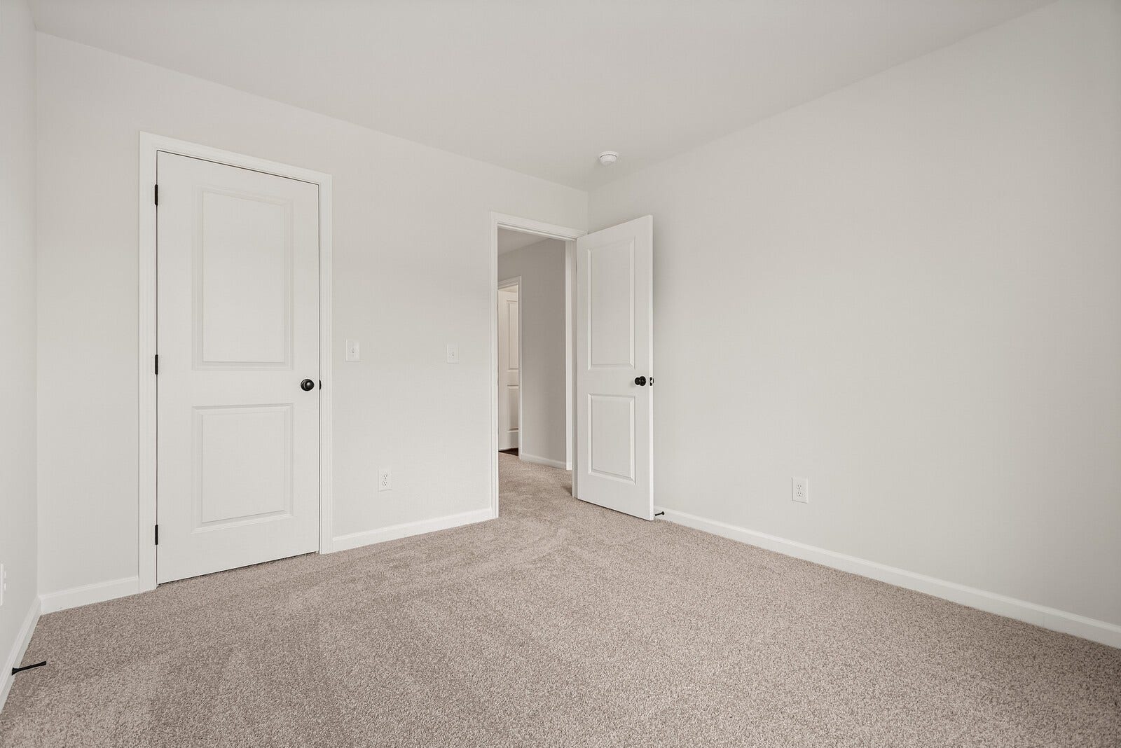 2317 Juneau Lane, Columbia, TN 38401 Photos are for informational purposes only and are from complete homes with similar features, finishes and designs. Please contact agent for more details on this specific home.