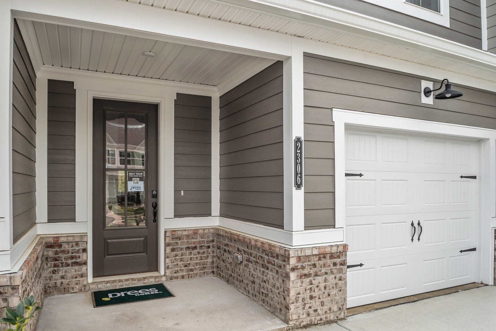 2317 Juneau Lane, Columbia, TN 38401 Photos are for informational purposes only and are from complete homes with similar features, finishes and designs. Please contact agent for more details on this specific home.