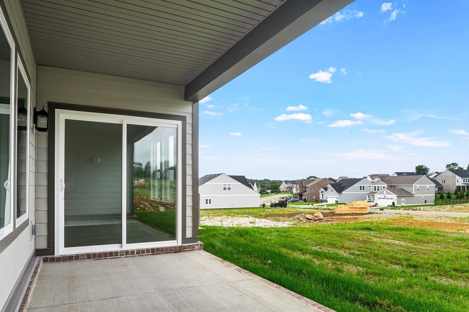 1933 Hildebrand Lane, Columbia, TN 38401 1933 Hildebrand Lane, Columbia, TN 38401
