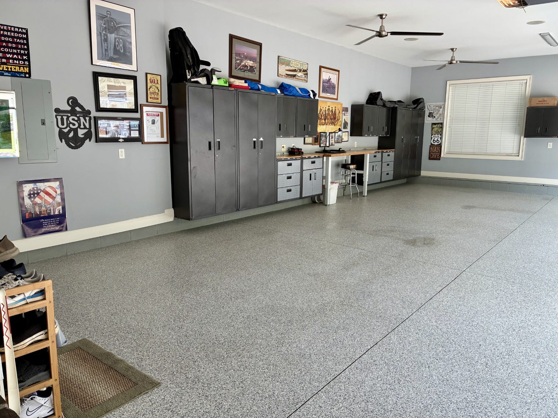 1725 Mayflower Dr, Columbia, TN 38401